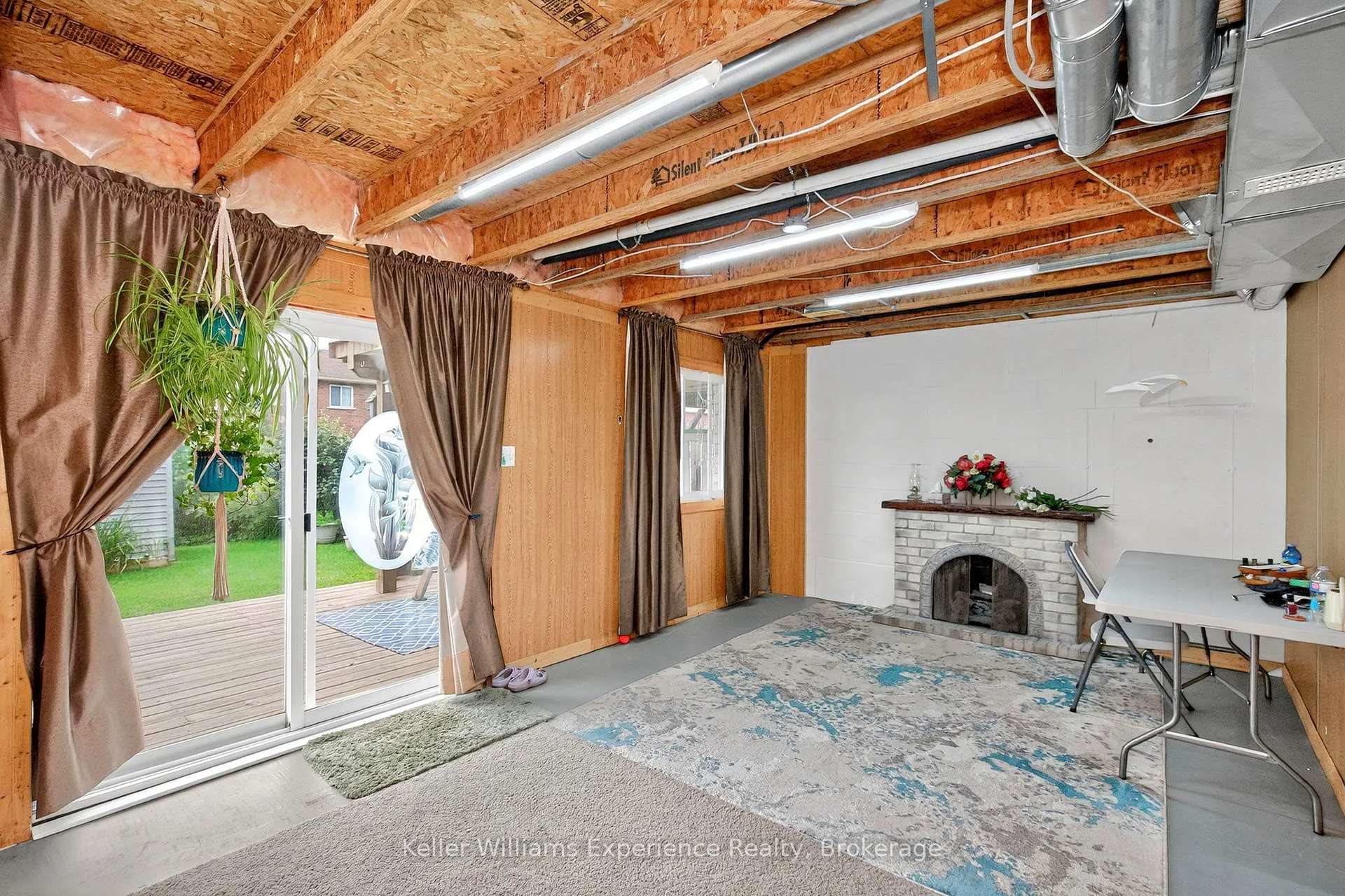 Photo 19 of 167 Southwinds Crescent, Midland — HOMEH