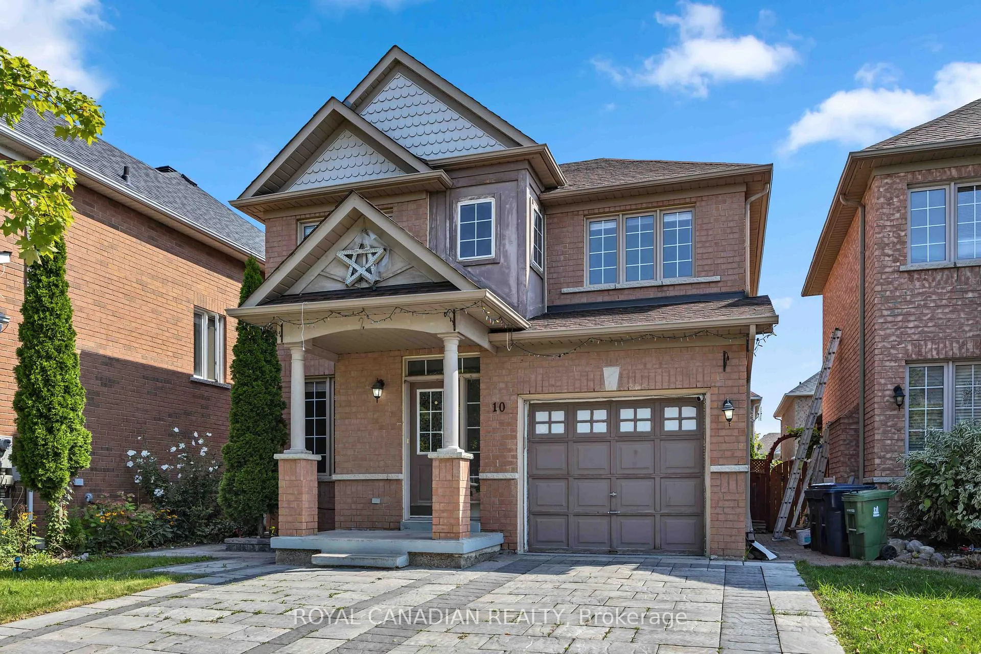 Front of 10 Pogonia Street