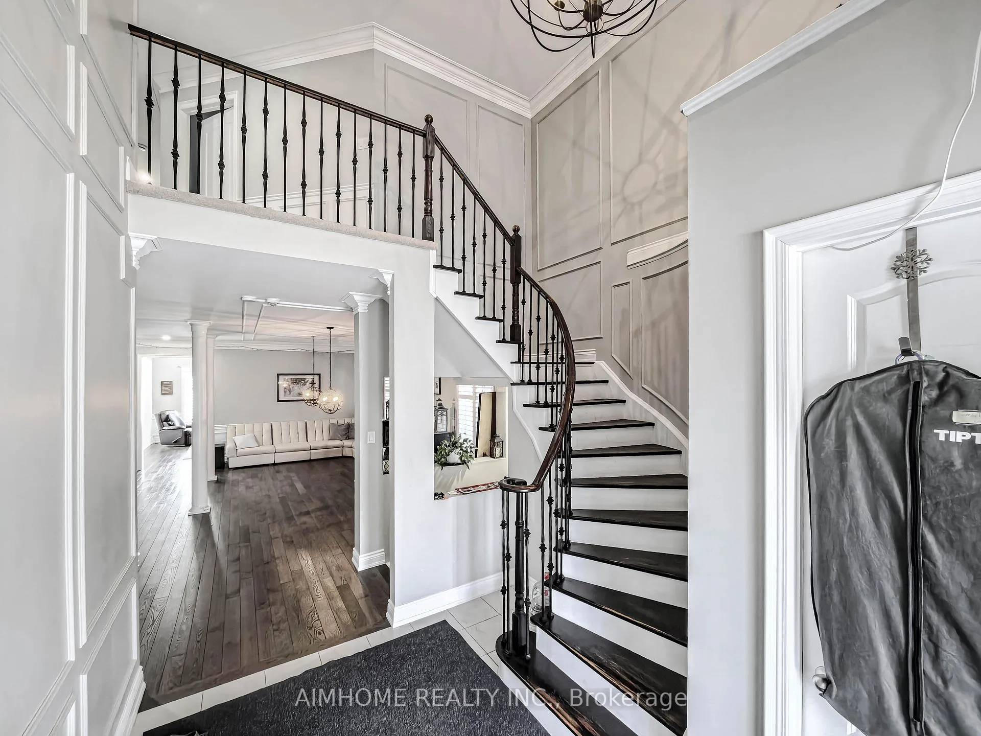 Photo 3 of 2029 Kurelo Drive, Oshawa, Taunton — HOMEH