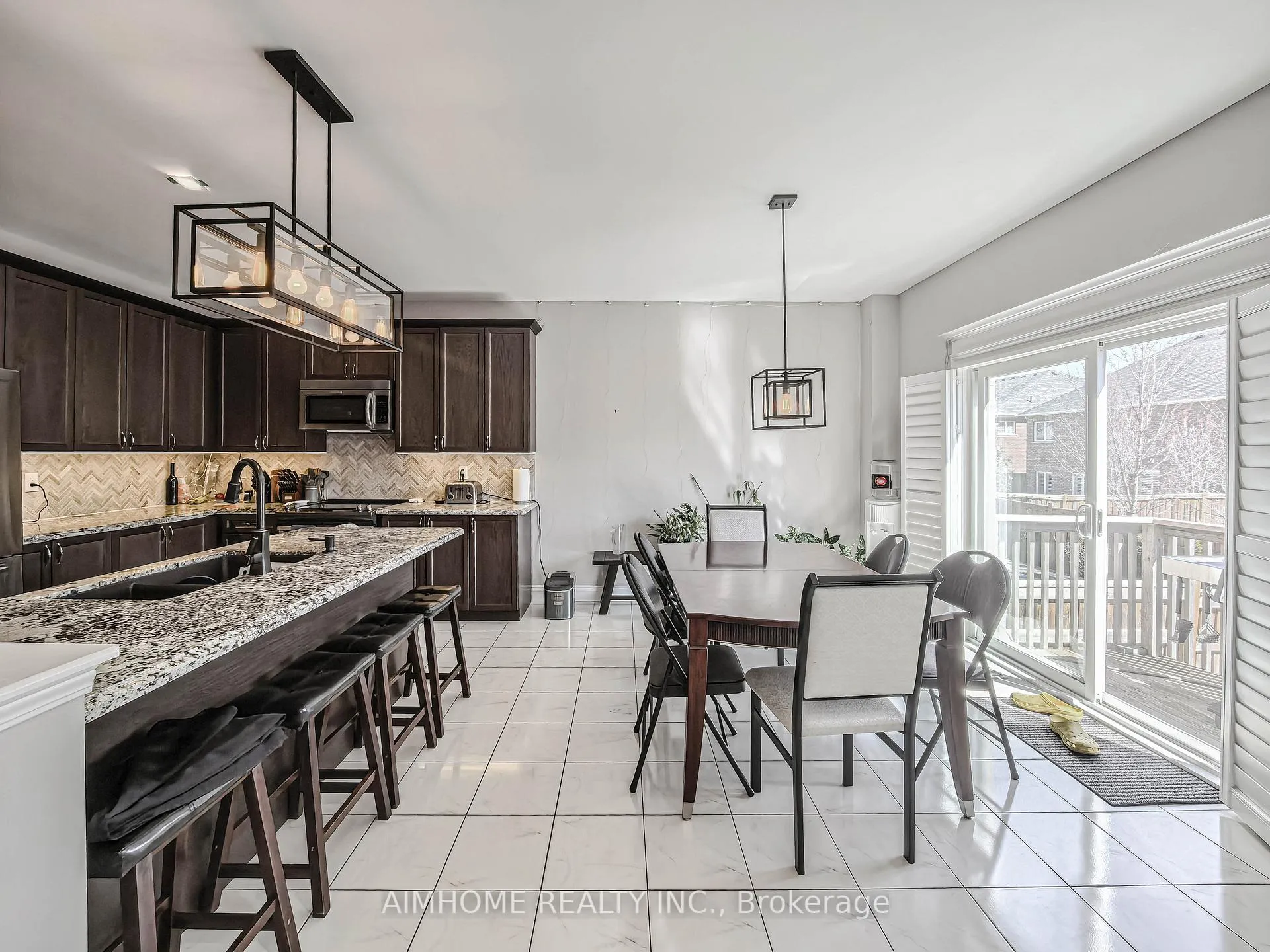 Photo 11 of 2029 Kurelo Drive, Oshawa, Taunton — HOMEH