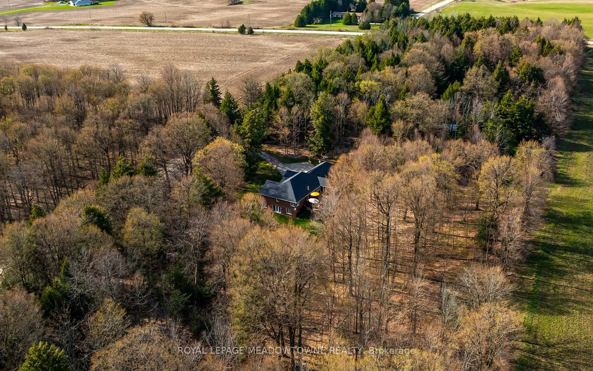 Photo 3 of 834603 4th Line Ehs, Mono, Rural Mono — HOMEH