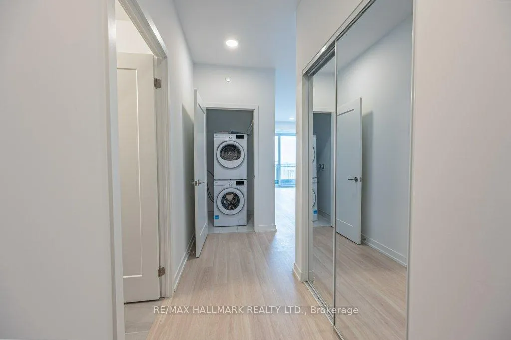 Photo 4 of Unit 2306B, 9763 Markham Road, Markham, Greensborough — HOMEH