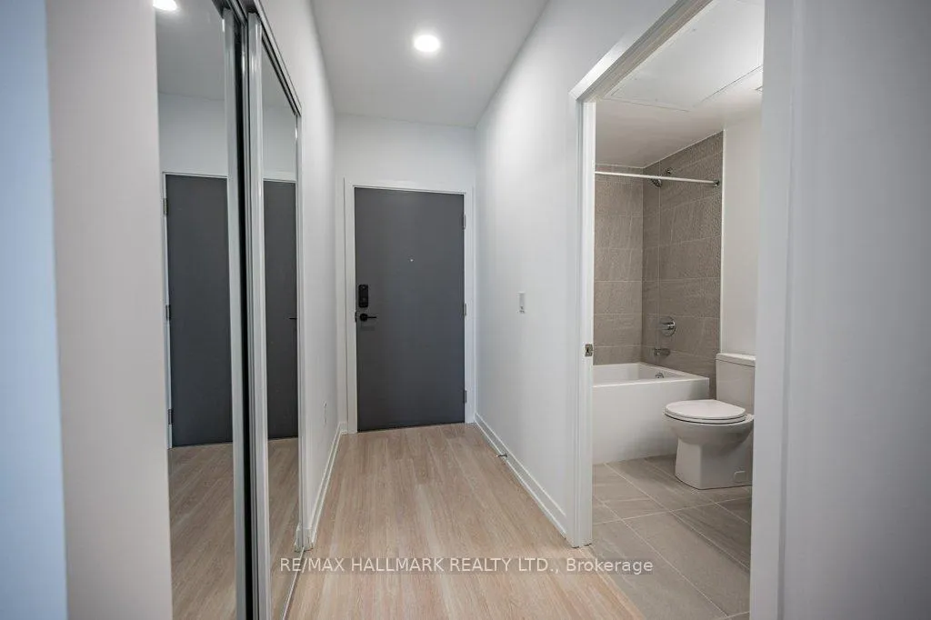Photo 5 of Unit 2306B, 9763 Markham Road, Markham, Greensborough — HOMEH