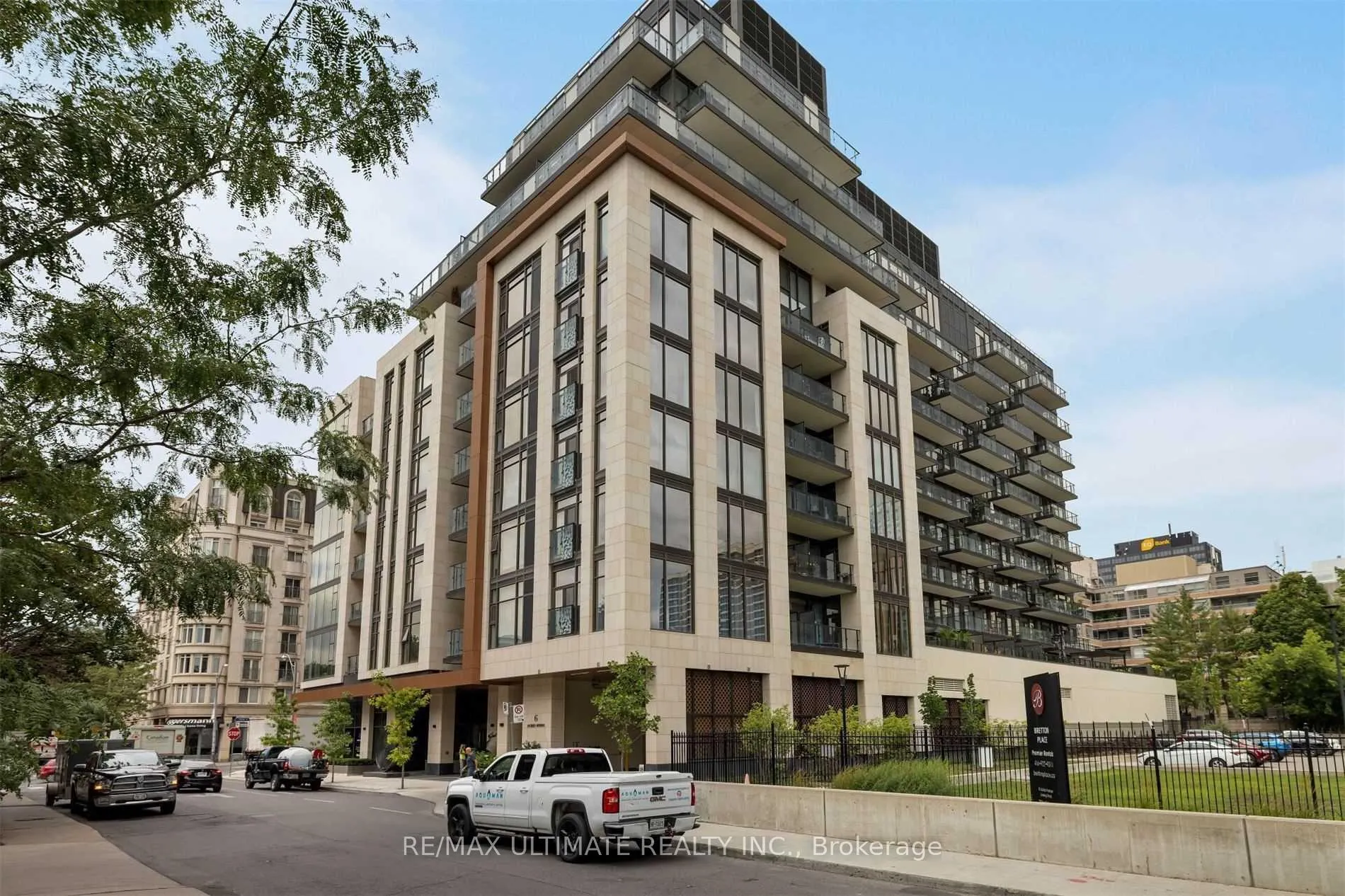 Photo 2 of Unit 206, 6 Jackes Avenue, Toronto, Rosedale-Moore Park — HOMEH