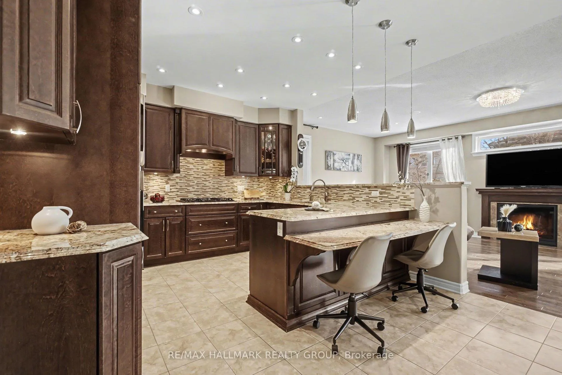 Photo 11 of 510 White Alder Avenue, Ottawa, Blossom Park/Kemp Park/Findlay Creek — HOMEH