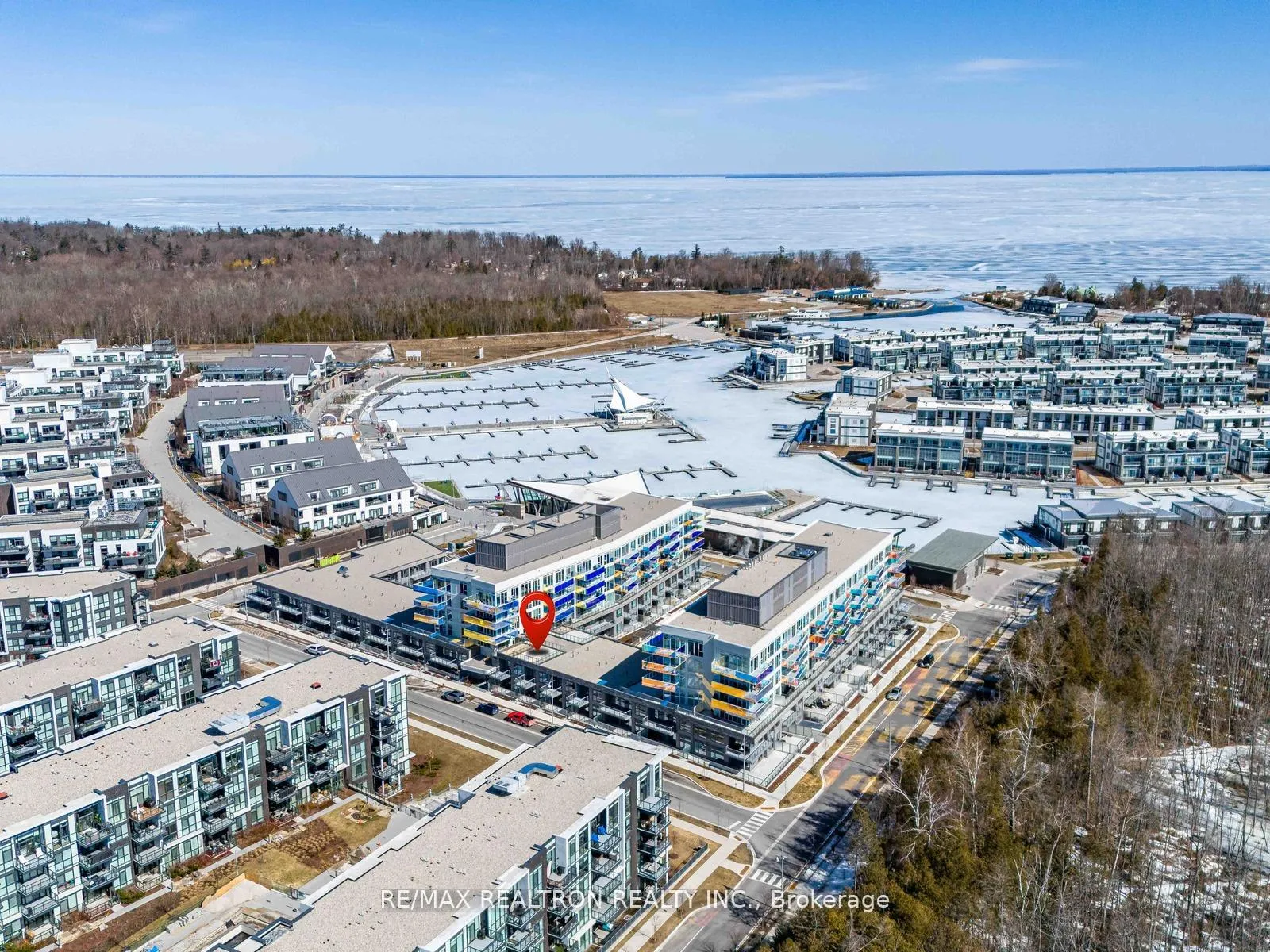 Front of Unit 316, 333 Sunseeker Avenue