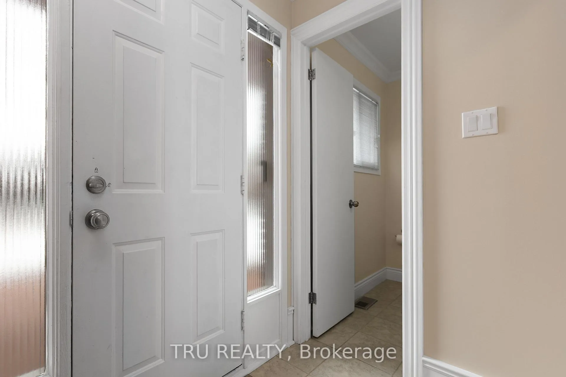 Photo 2 of 1078 St Emmanuel Terrace, Ottawa, Convent Glen North — HOMEH