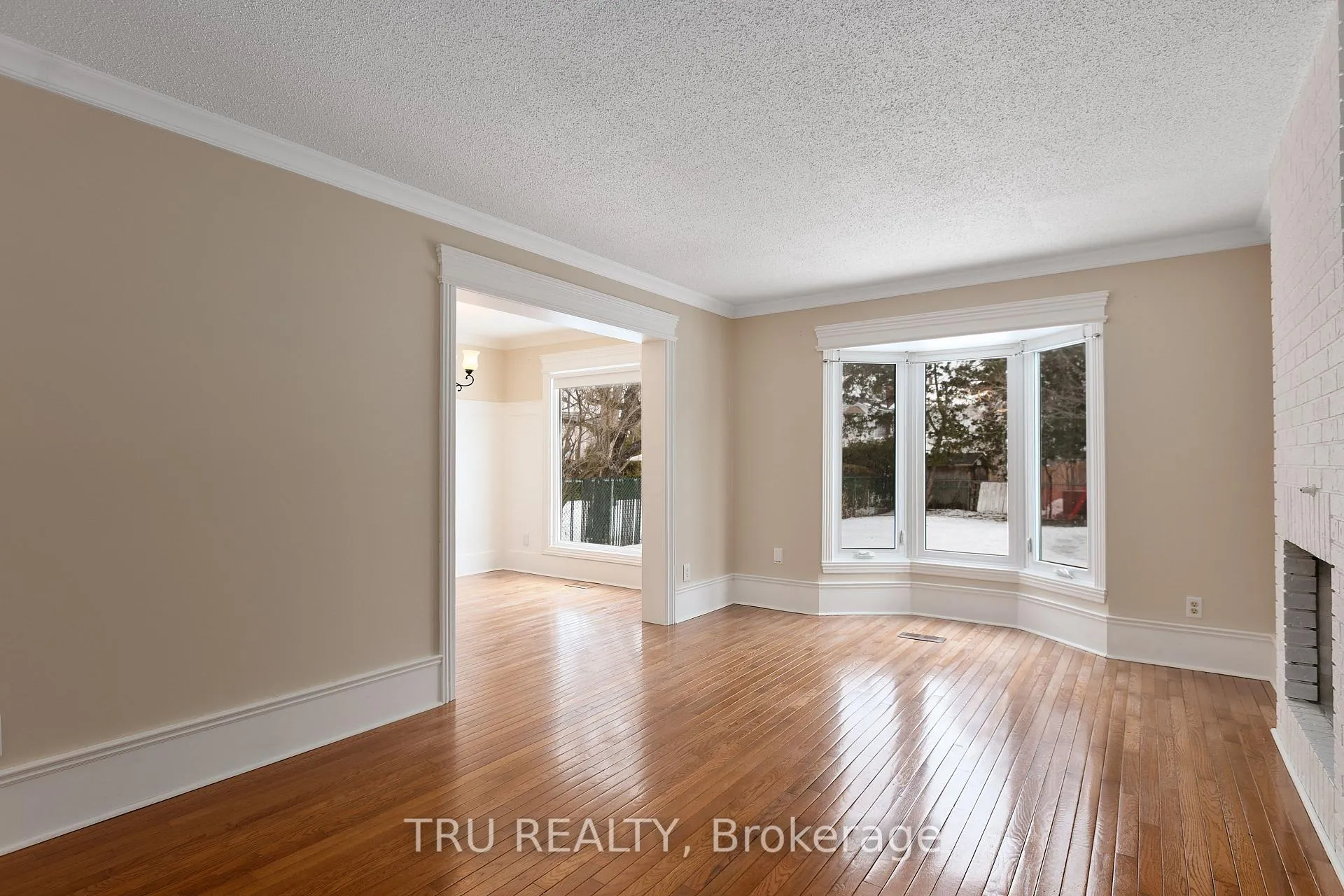 Photo 6 of 1078 St Emmanuel Terrace, Ottawa, Convent Glen North — HOMEH