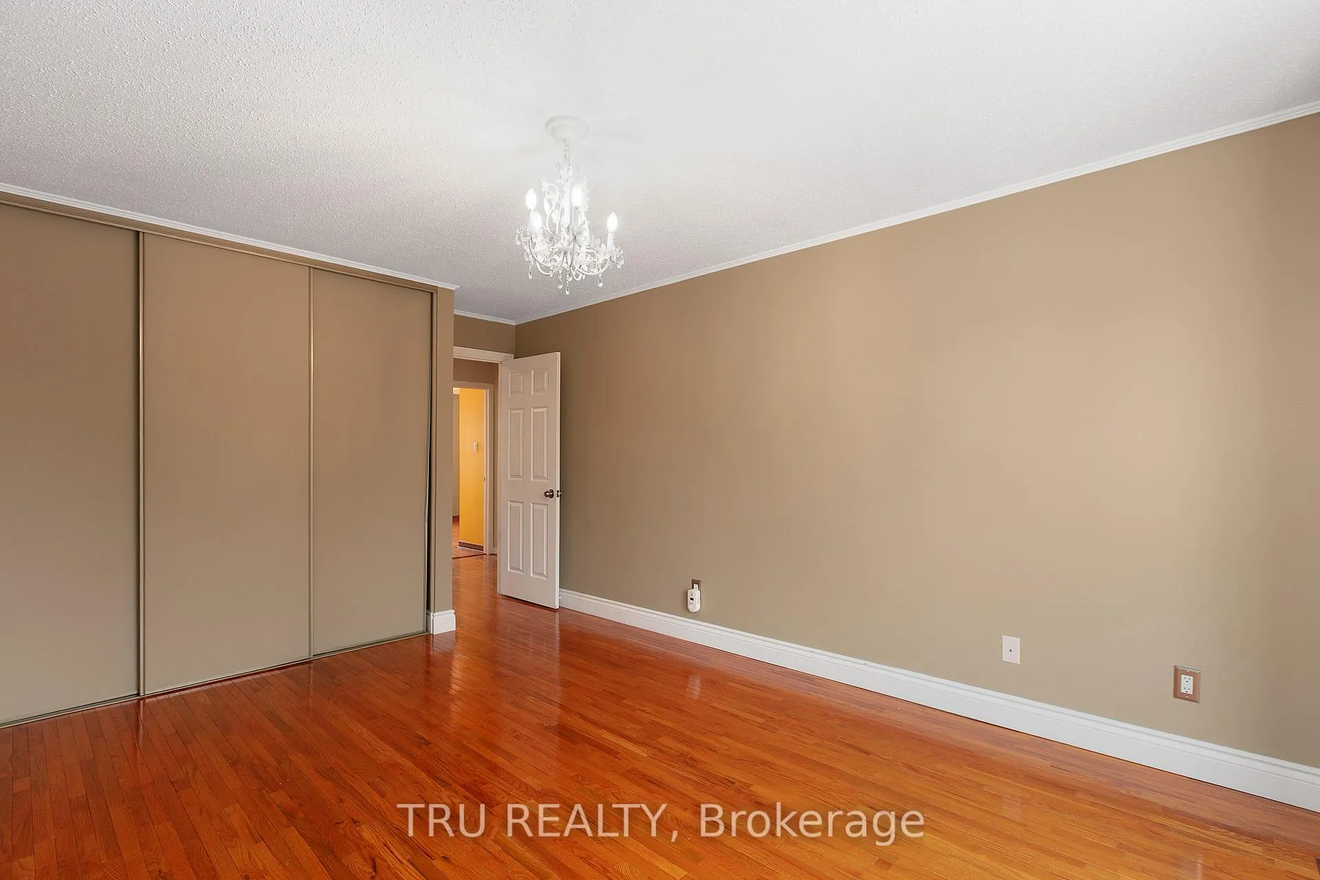 Photo 25 of 1078 St Emmanuel Terrace, Ottawa, Convent Glen North — HOMEH