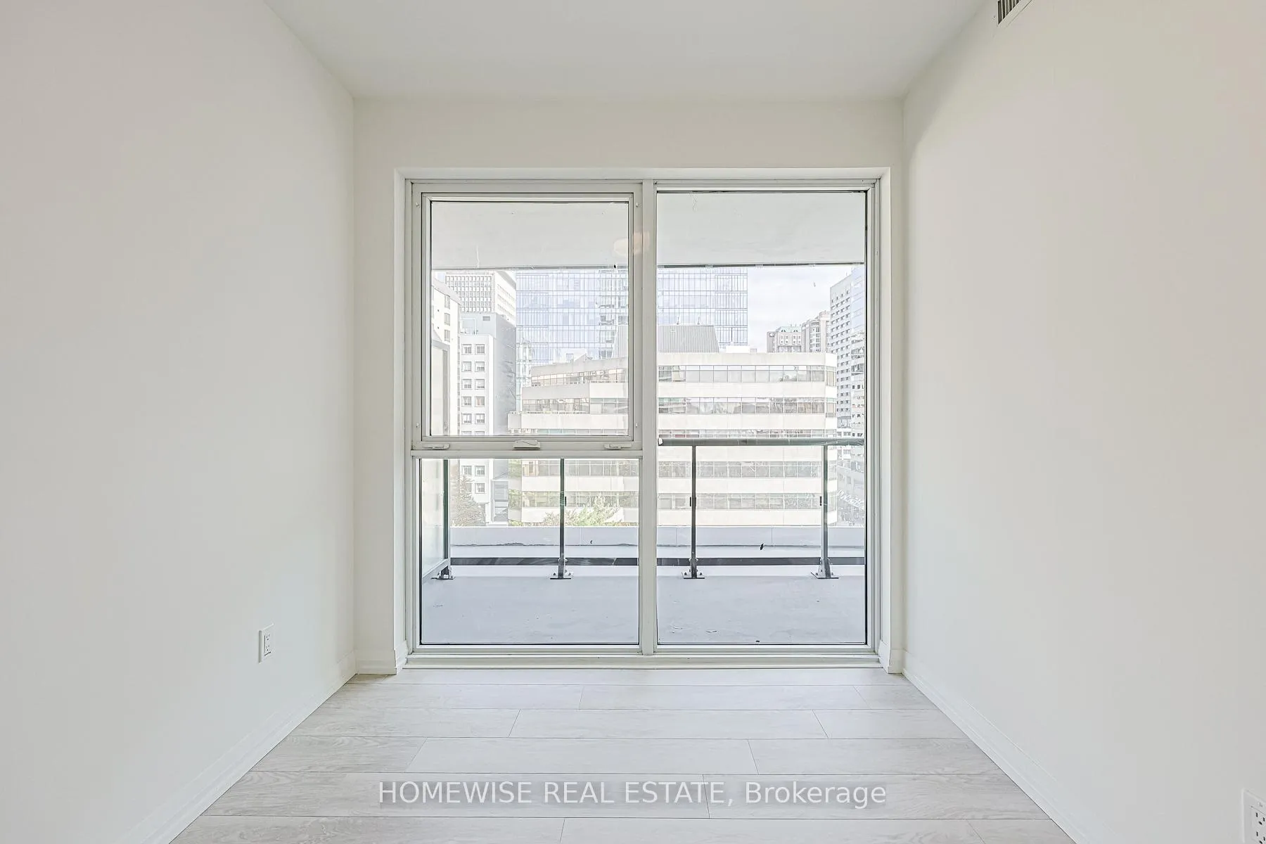 Photo 10 of Unit 604, 280 Dundas Street W, Toronto, Kensington-Chinatown — HOMEH