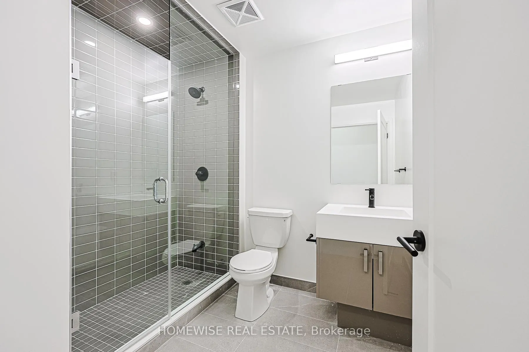 Photo 11 of Unit 604, 280 Dundas Street W, Toronto, Kensington-Chinatown — HOMEH