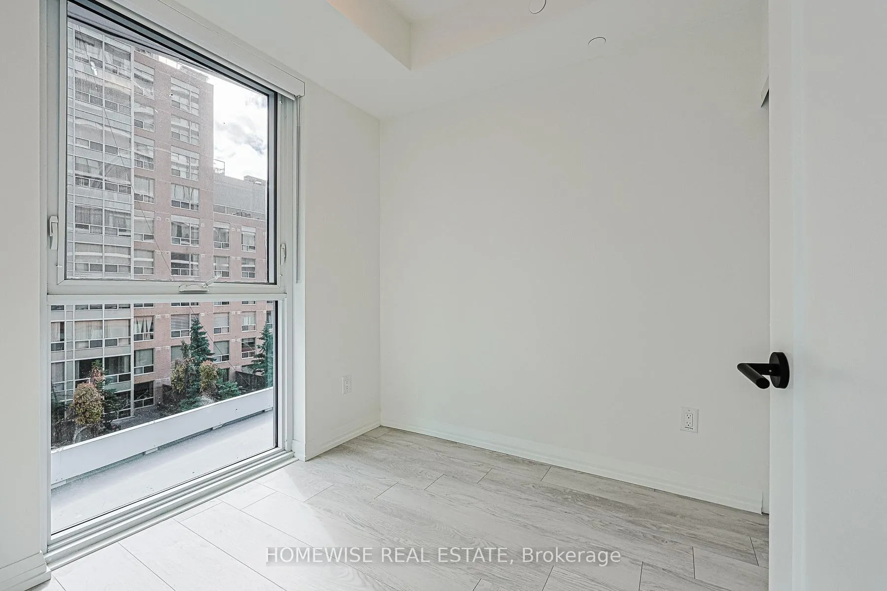 Photo 12 of Unit 604, 280 Dundas Street W, Toronto, Kensington-Chinatown — HOMEH