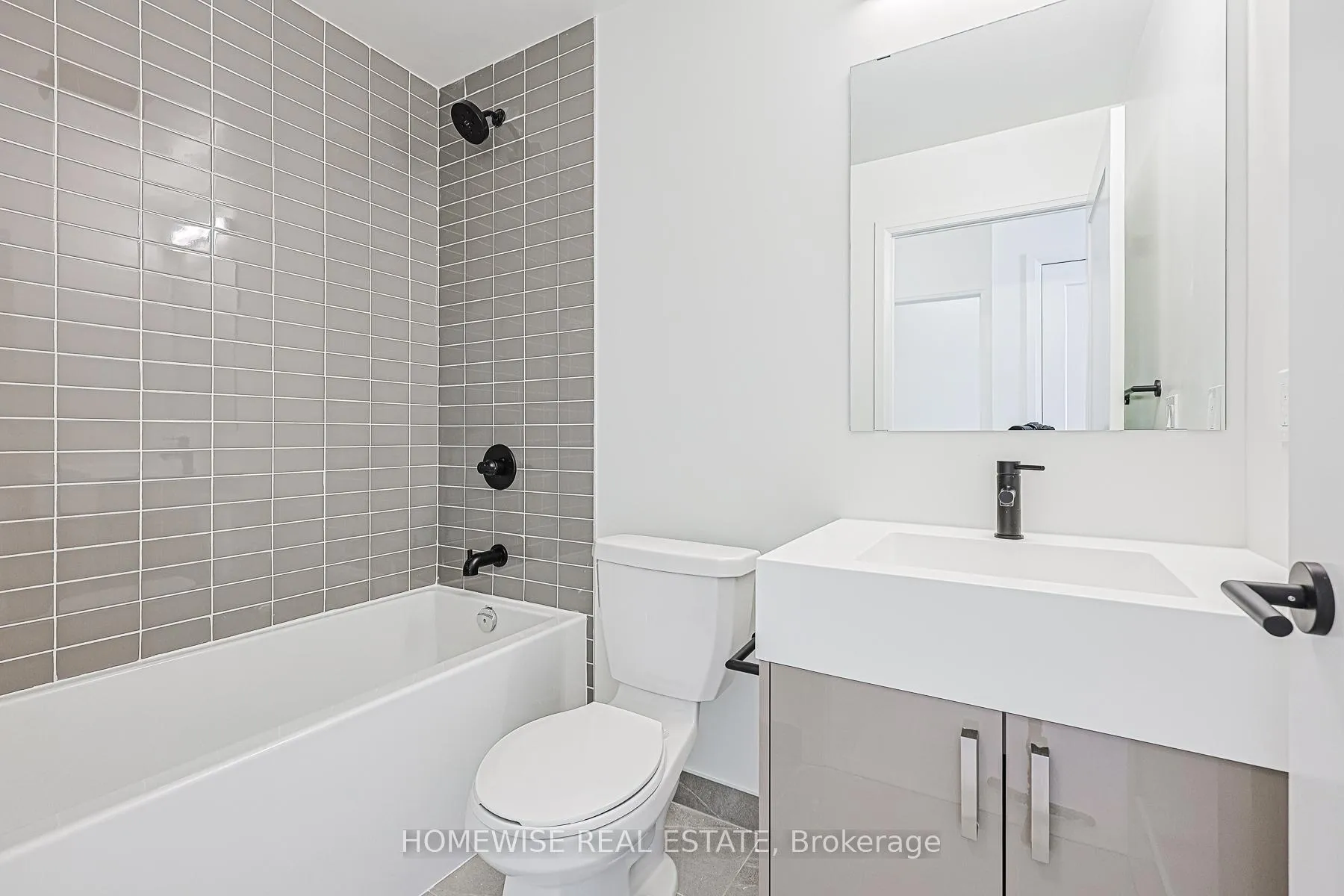 Photo 13 of Unit 604, 280 Dundas Street W, Toronto, Kensington-Chinatown — HOMEH