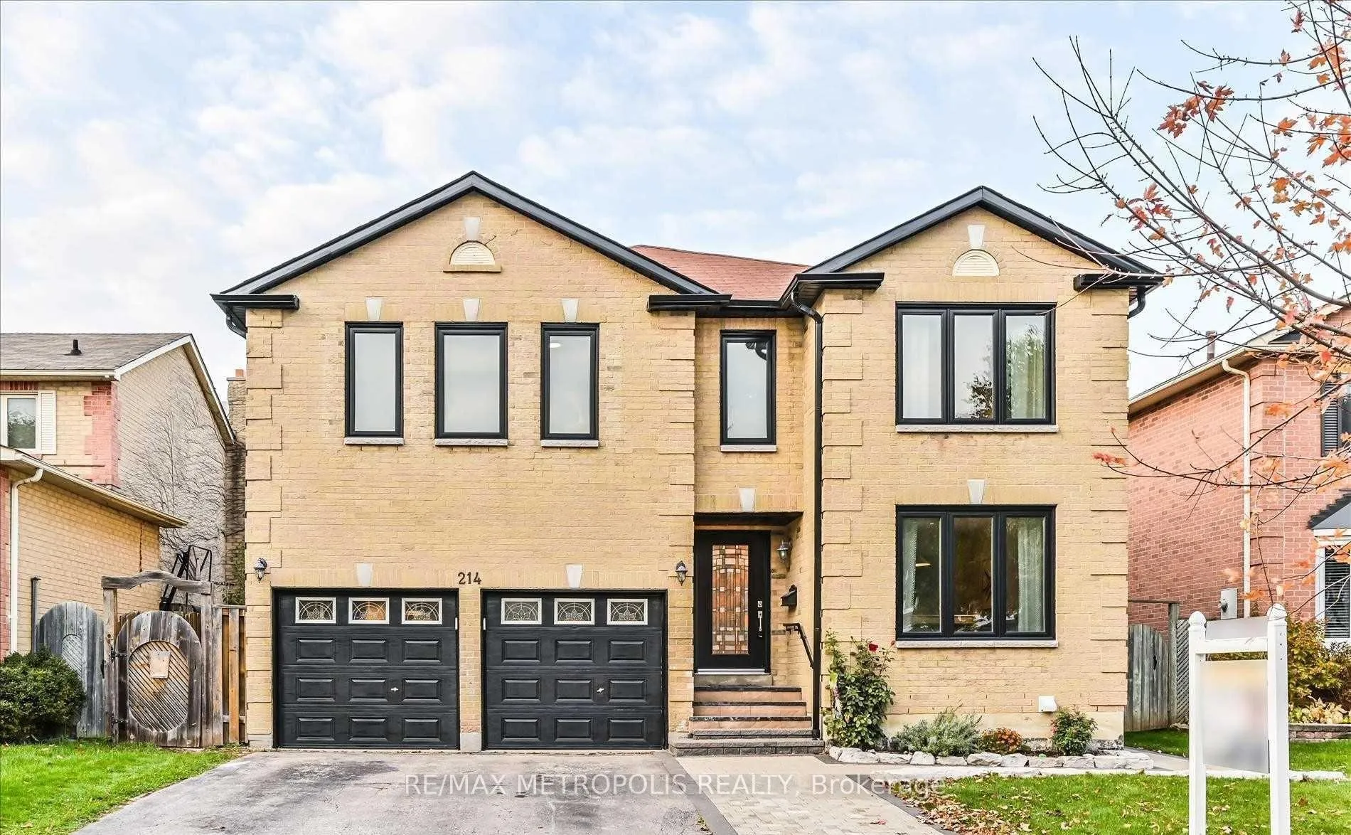 Photo 1 of Unit Basement, 214 Stonemanor Avenue, Whitby, Pringle Creek — HOMEH