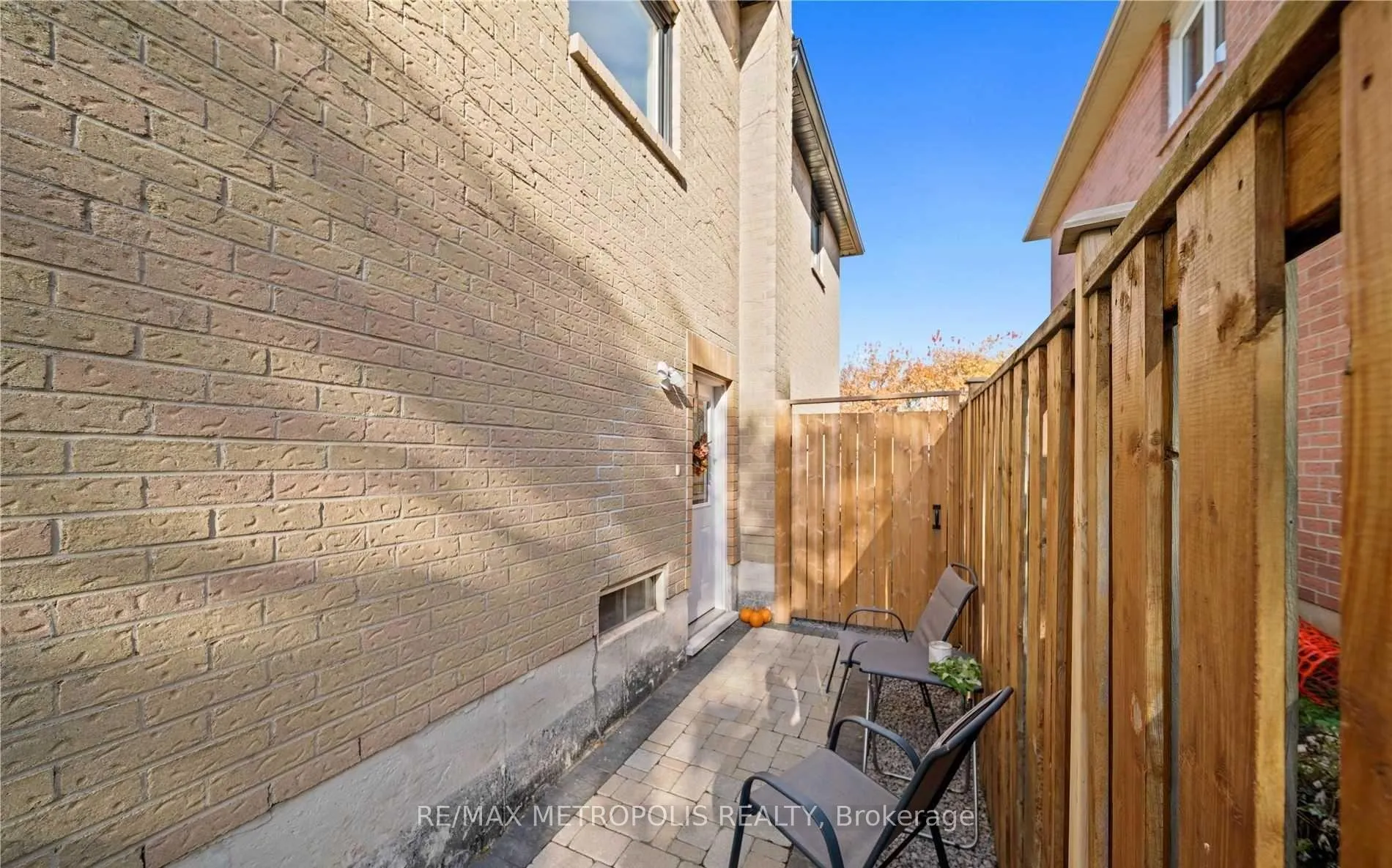 Photo 8 of Unit Basement, 214 Stonemanor Avenue, Whitby, Pringle Creek — HOMEH