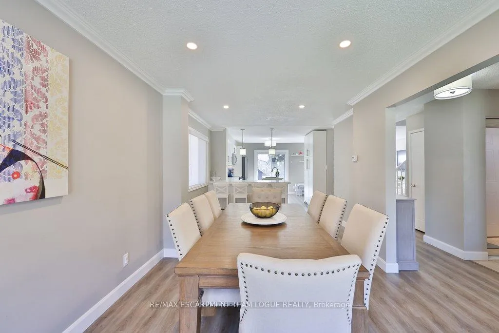 Photo 7 of 3208 Edenwood Crescent, Burlington, Headon — HOMEH