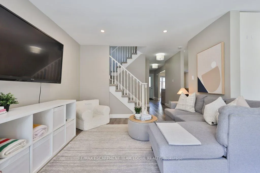 Photo 17 of 3208 Edenwood Crescent, Burlington, Headon — HOMEH