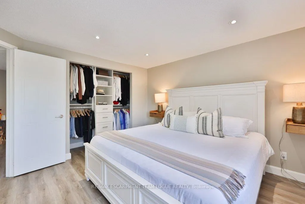 Photo 24 of 3208 Edenwood Crescent, Burlington, Headon — HOMEH