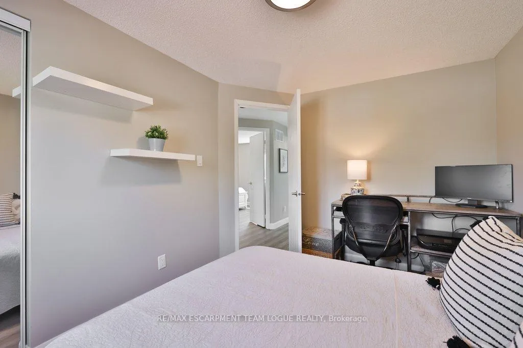 Photo 31 of 3208 Edenwood Crescent, Burlington, Headon — HOMEH