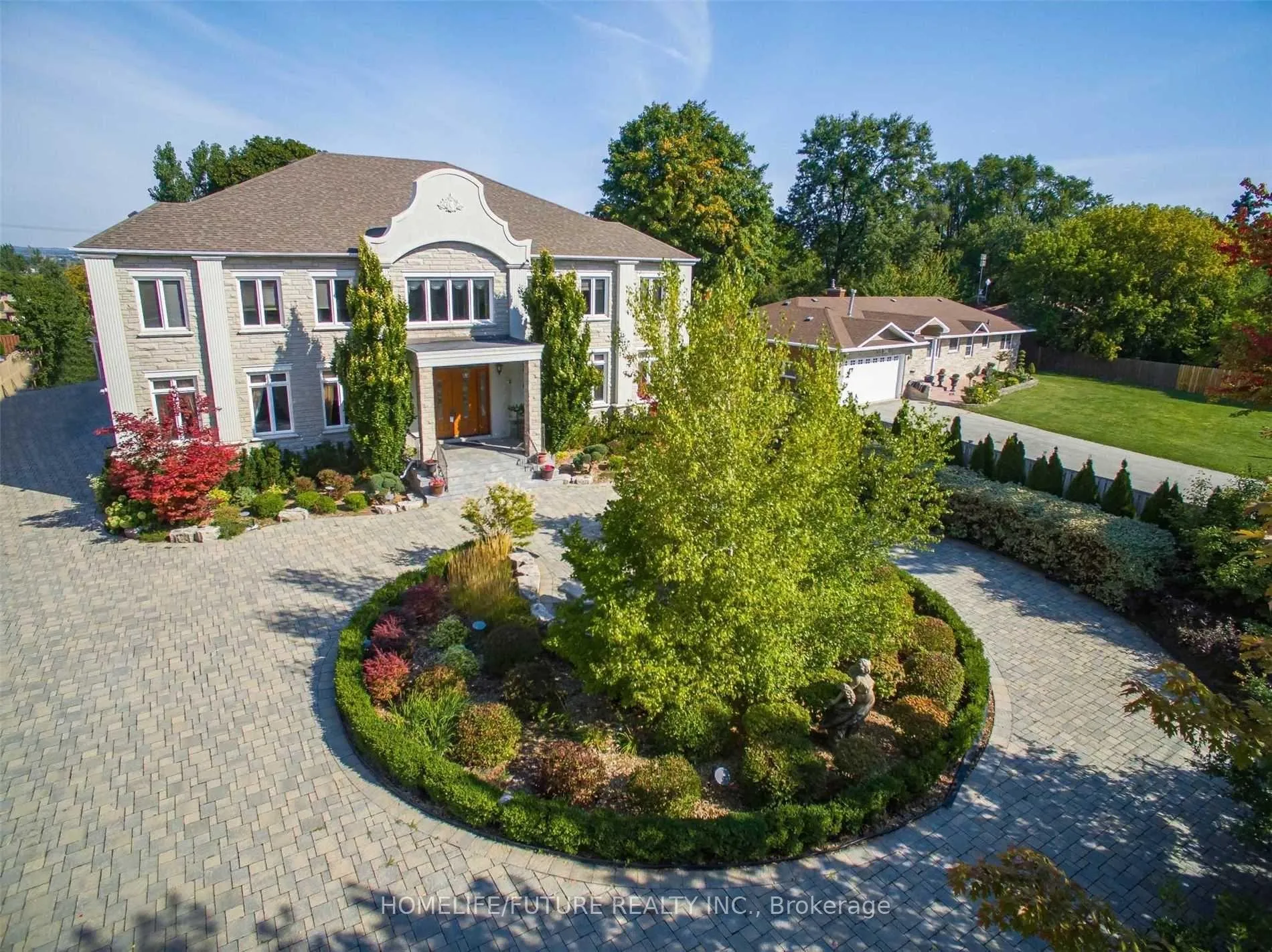 Photo 1 of 4572 14th Avenue, Markham, Milliken Mills East — HOMEH