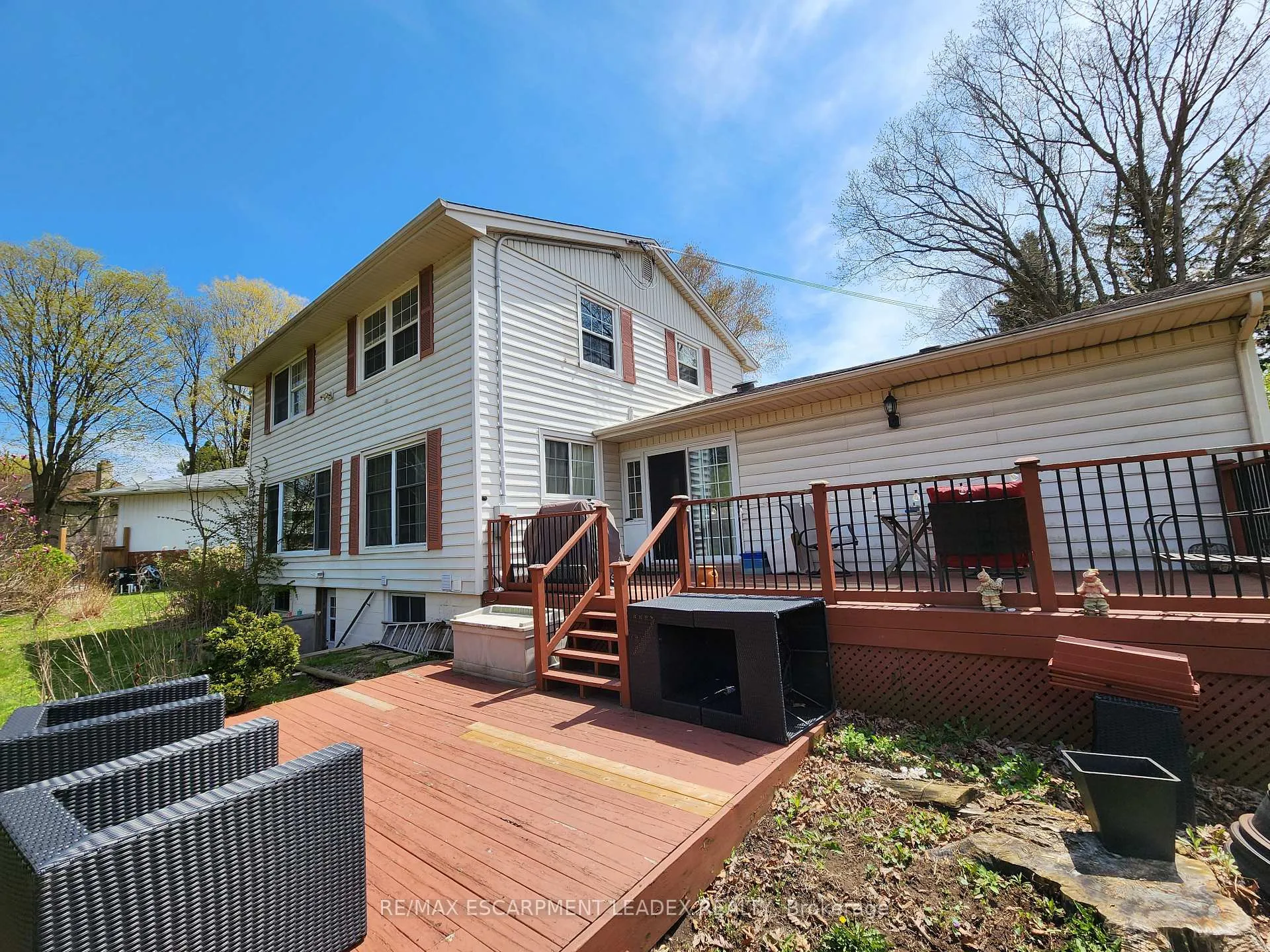 Photo 39 of 15 St. Anns Court, Hamilton, Ancaster — HOMEH