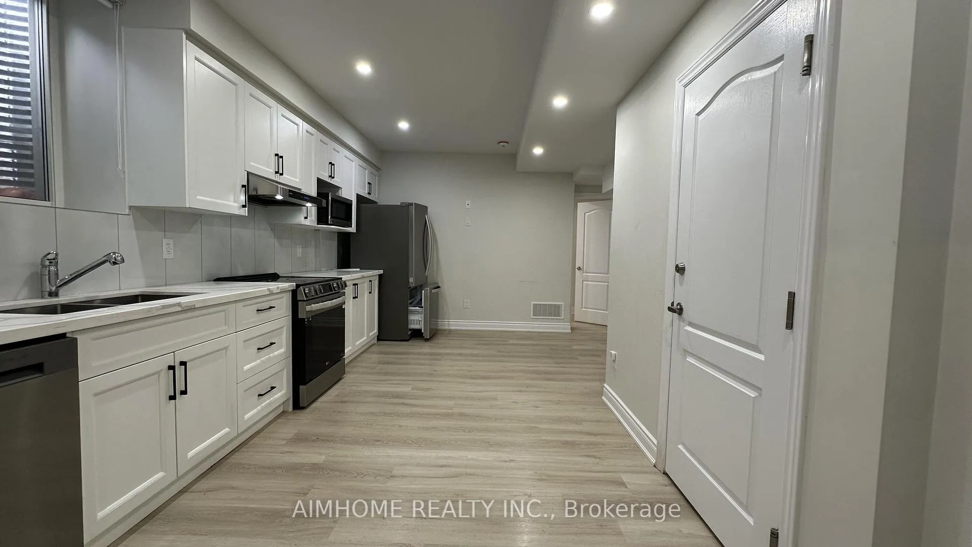 Photo 8 of Unit Basement, 4 Flagg Avenue, Brant, Paris — HOMEH