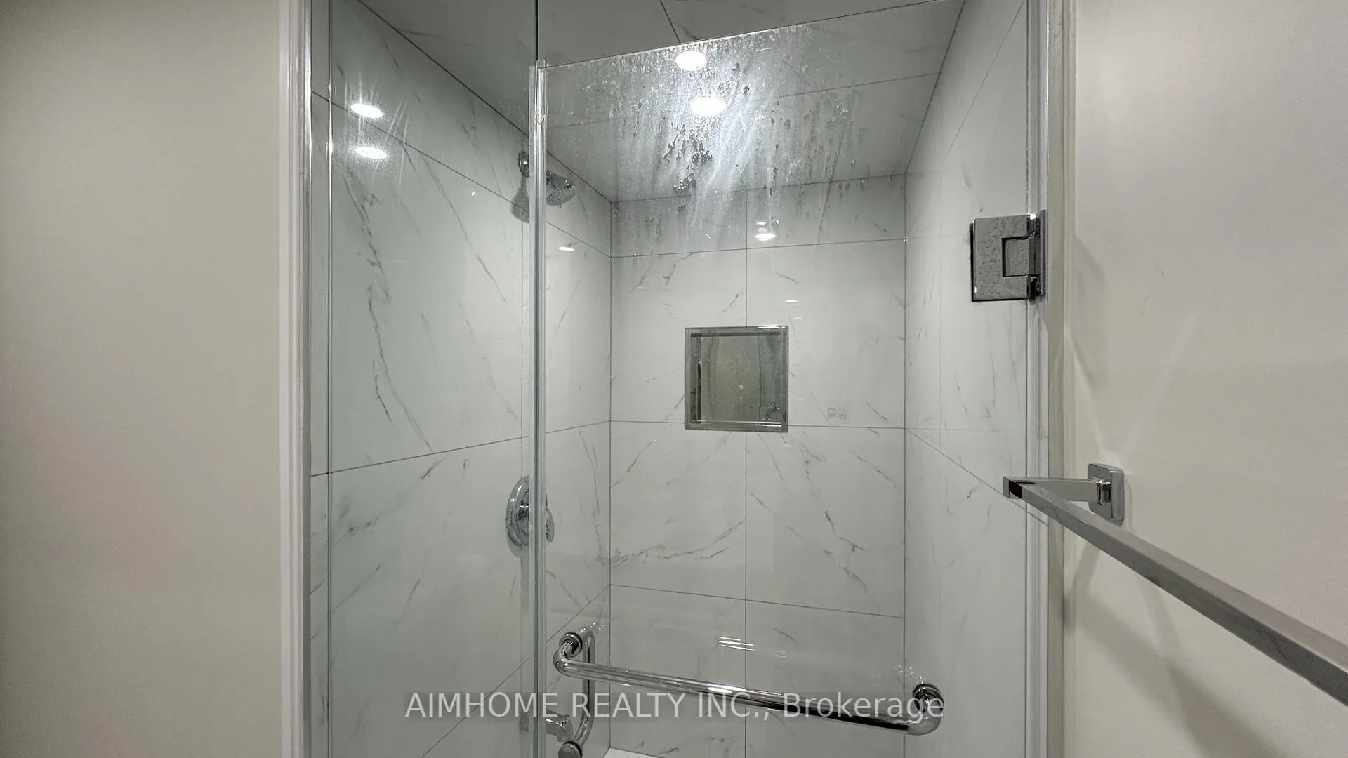 Photo 11 of Unit Basement, 4 Flagg Avenue, Brant, Paris — HOMEH