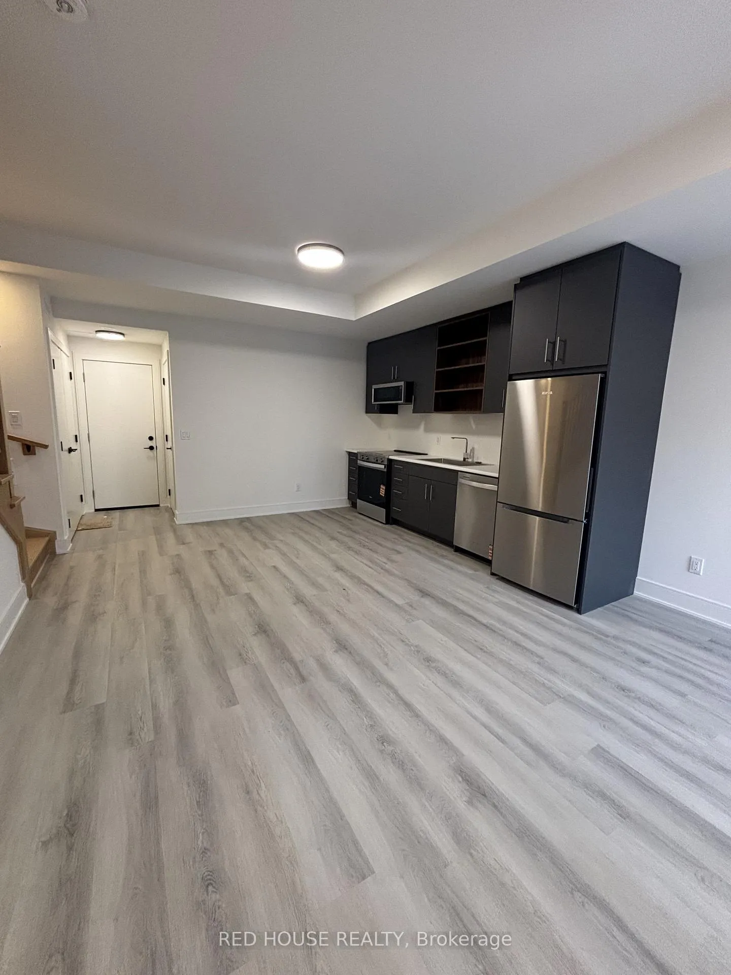 Photo 4 of 104 Everett Common, St. Catharines, Oakdale — HOMEH