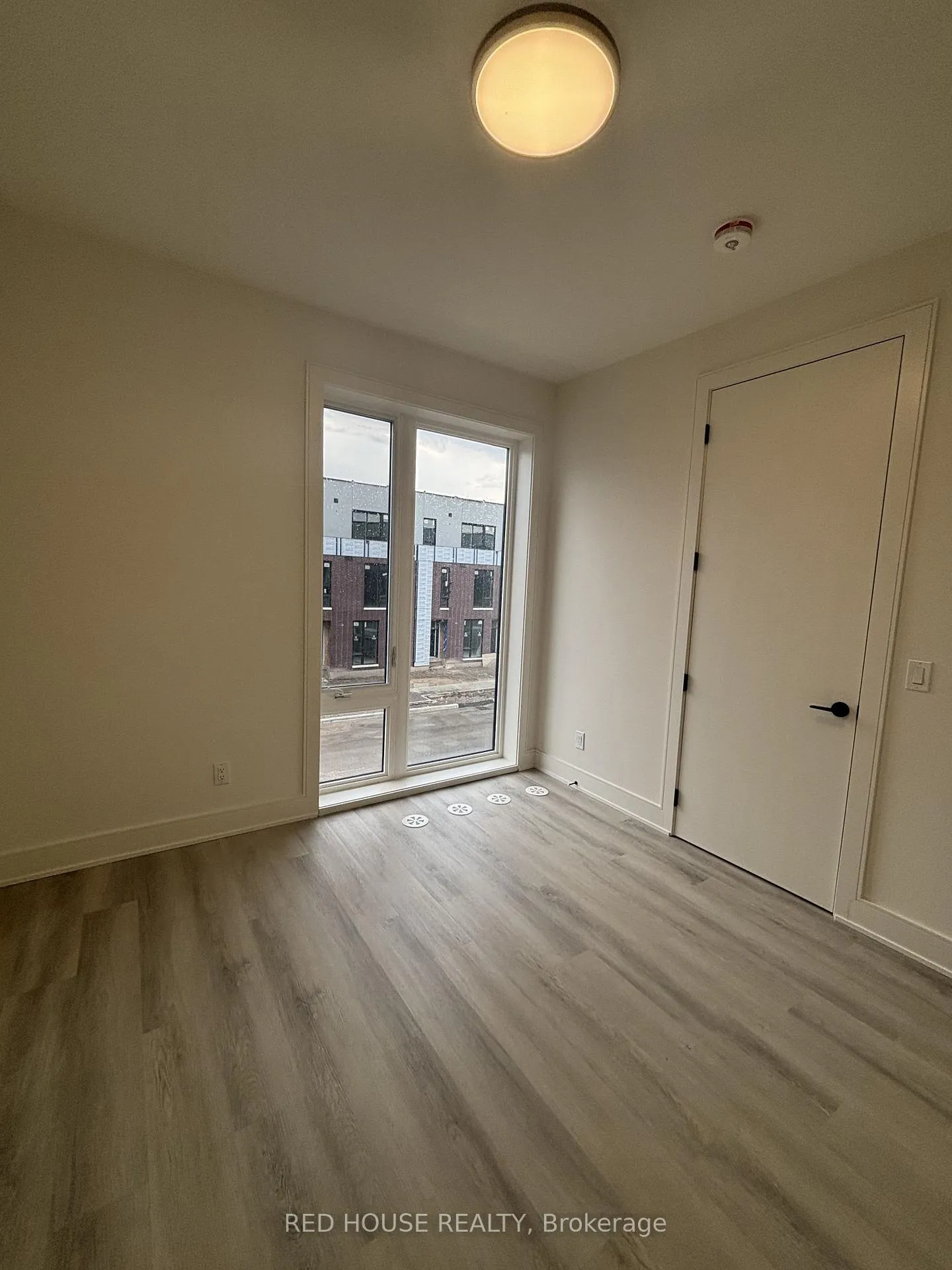 Photo 12 of 104 Everett Common, St. Catharines, Oakdale — HOMEH