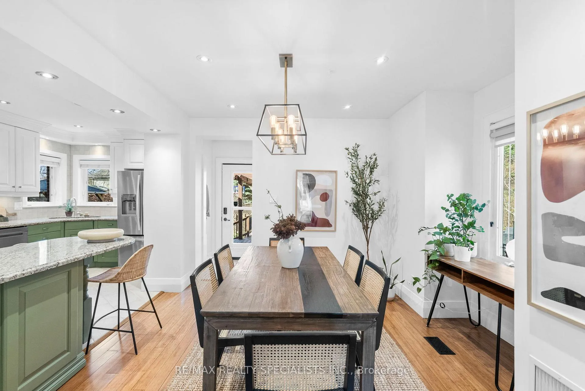 Photo 9 of 50 Albert Avenue, Etobicoke, Mimico — HOMEH