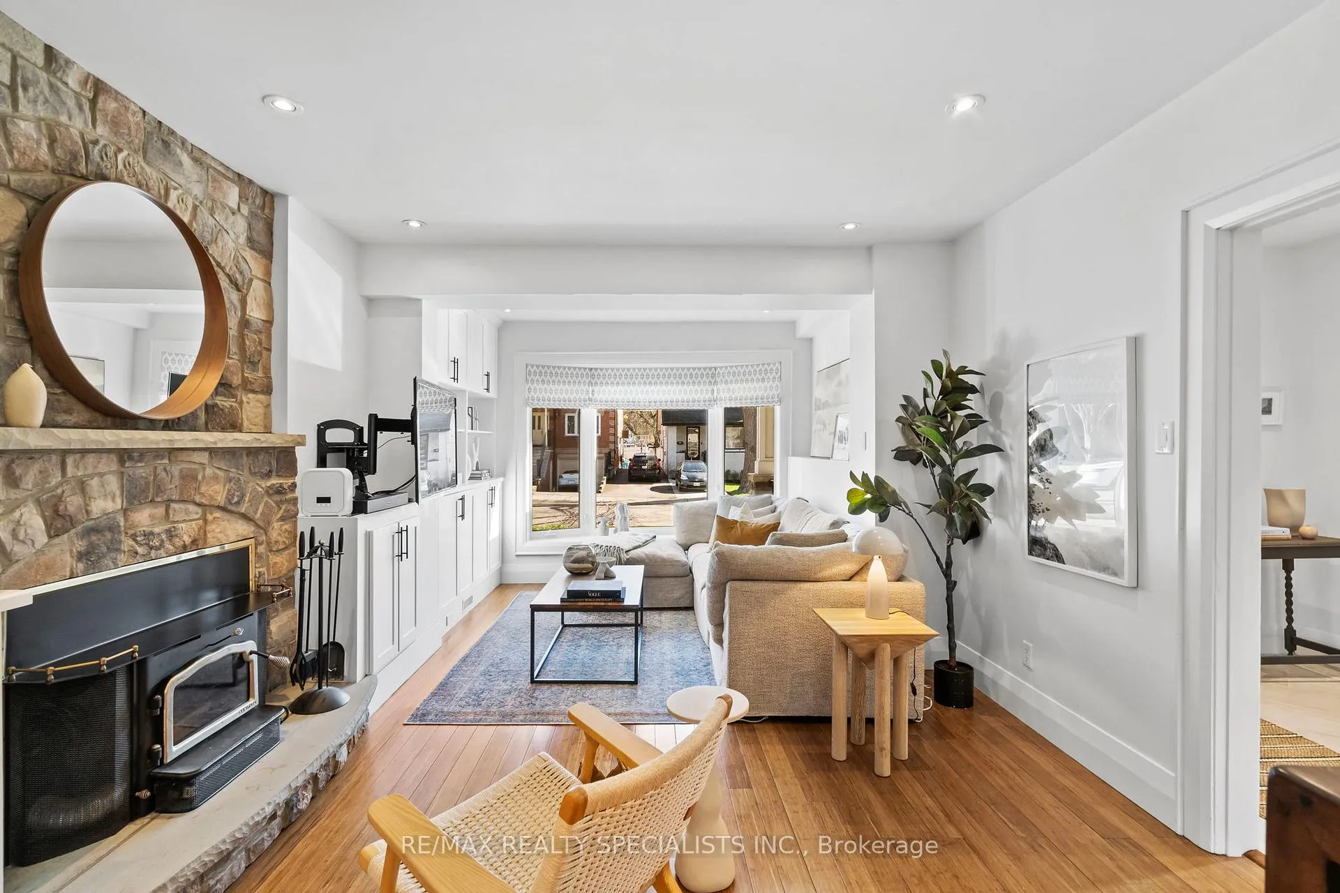 Photo 14 of 50 Albert Avenue, Etobicoke, Mimico — HOMEH