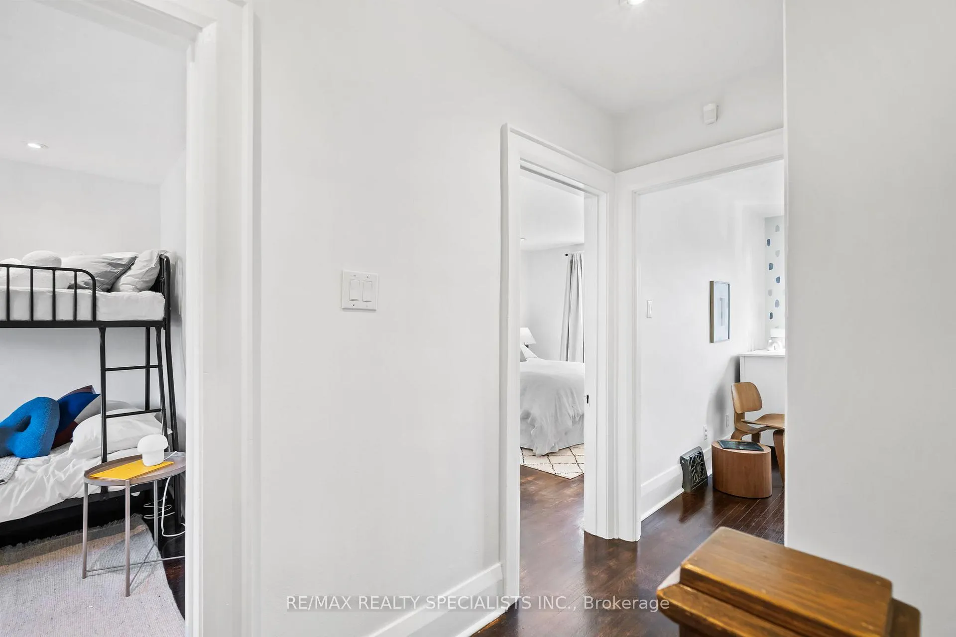 Photo 24 of 50 Albert Avenue, Etobicoke, Mimico — HOMEH