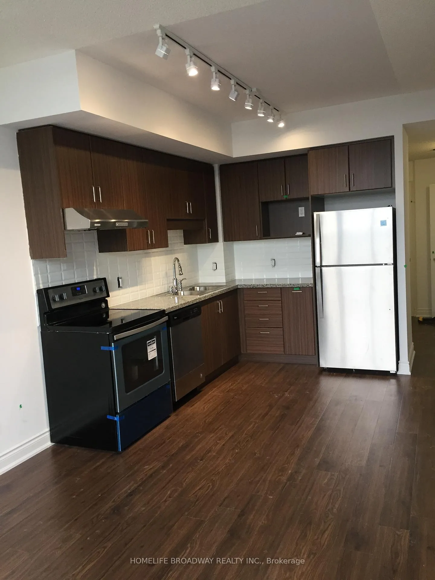 Photo 2 of Unit 1106, 33 Clegg Road, Markham, Unionville — HOMEH