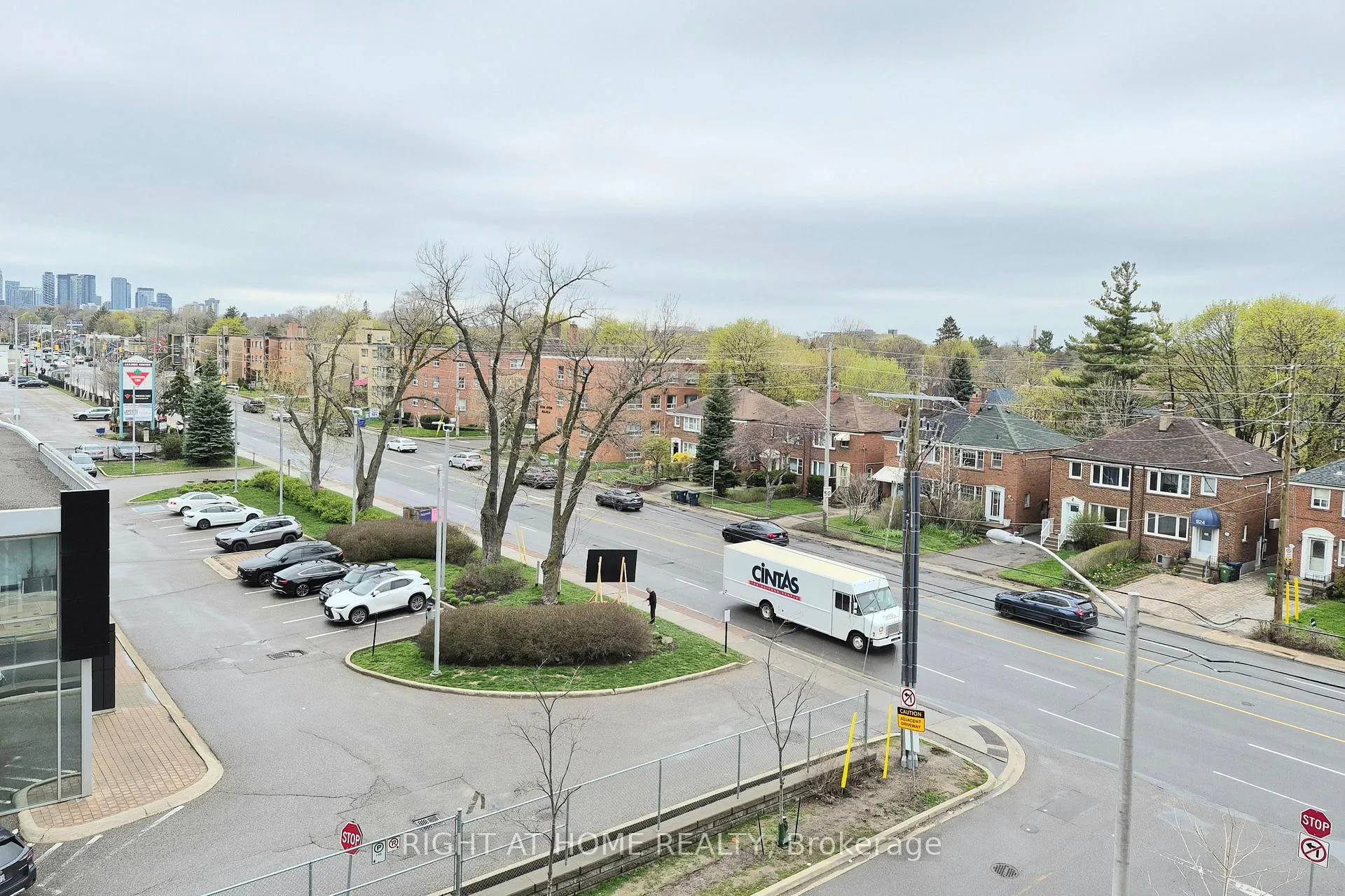 Photo 17 of Unit 319, 33 Frederick Todd Way W, Toronto, Leaside — HOMEH