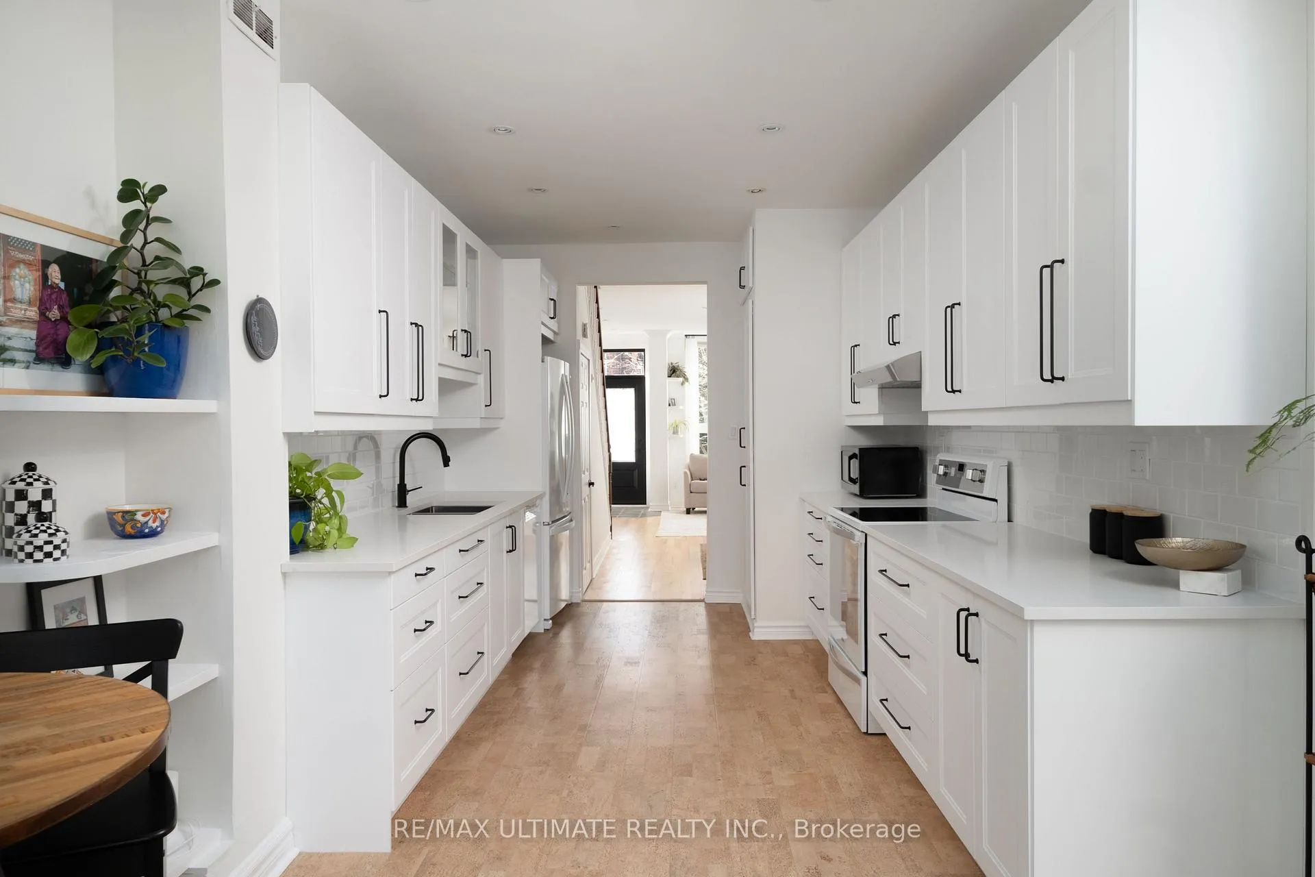 Photo 7 of 32 Lindsey Avenue, Toronto, Dufferin Grove — HOMEH