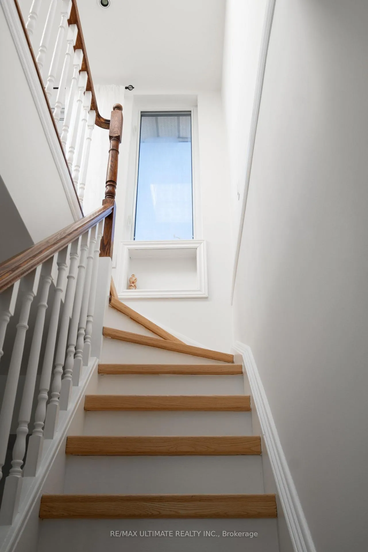 Photo 17 of 32 Lindsey Avenue, Toronto, Dufferin Grove — HOMEH