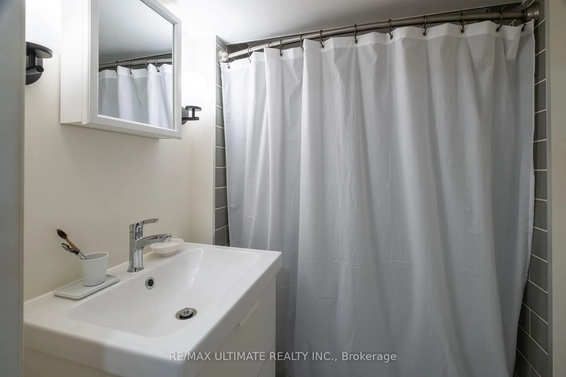 Photo 27 of 32 Lindsey Avenue, Toronto, Dufferin Grove — HOMEH