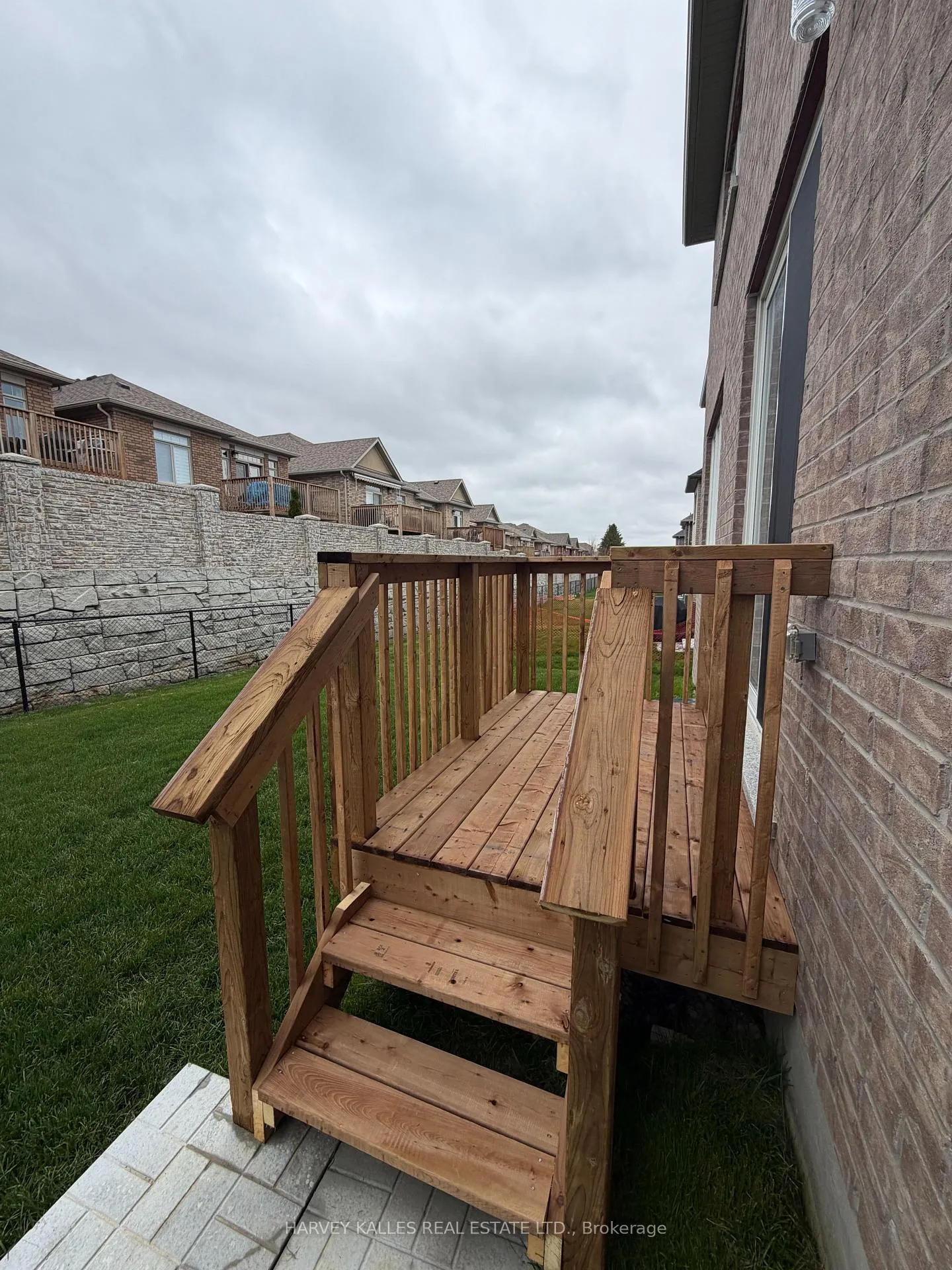 Photo 16 of 49 Lawrence D. Pridham Avenue, New Tecumseth, Rural New Tecumseth — HOMEH