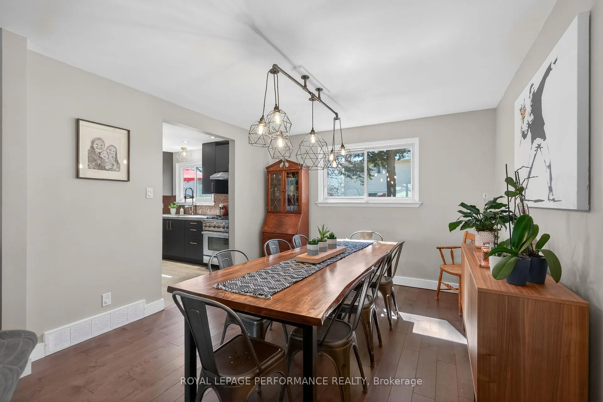 Photo 8 of 31 Northpark Drive, Ottawa, Blackburn Hamlet — HOMEH
