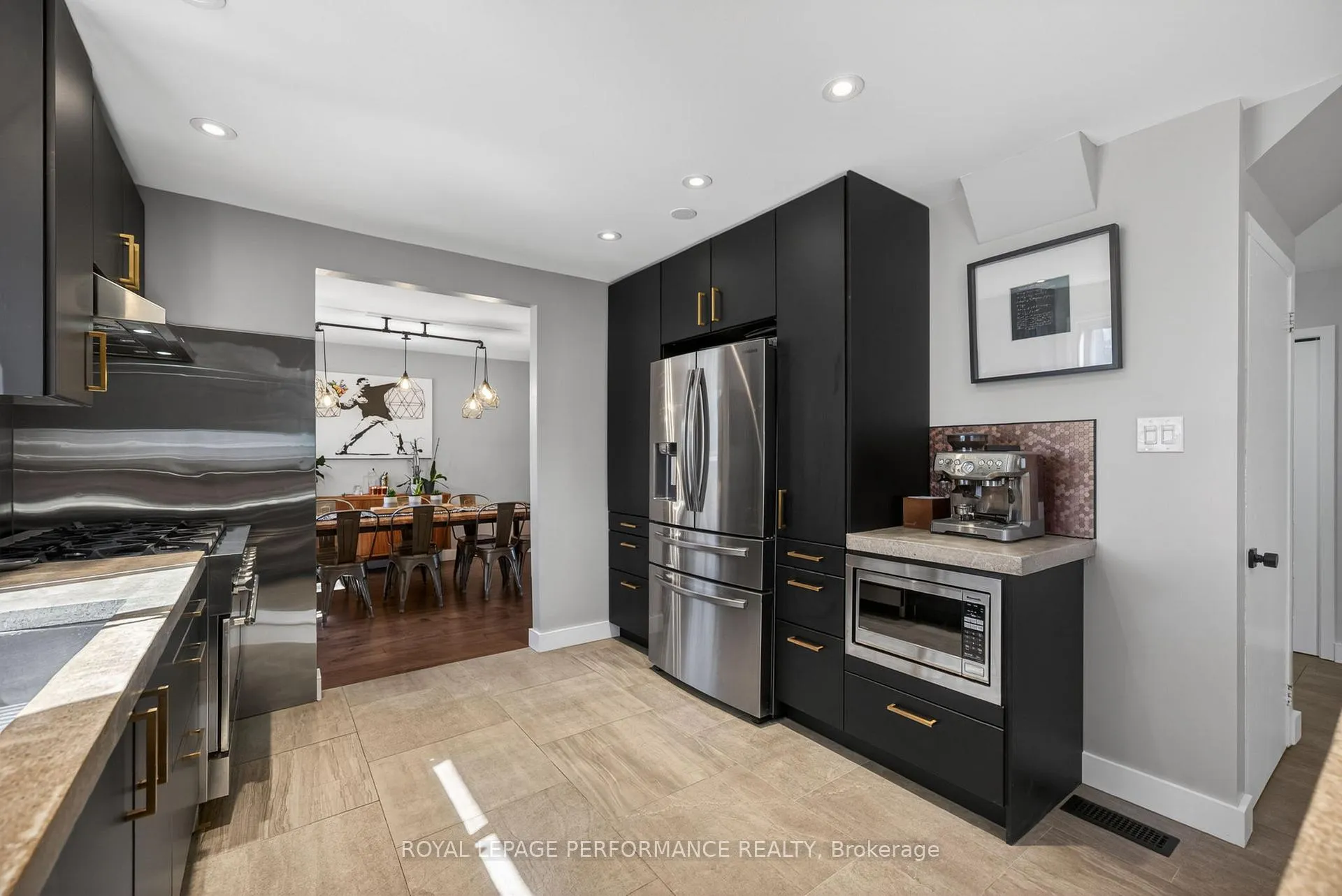 Photo 16 of 31 Northpark Drive, Ottawa, Blackburn Hamlet — HOMEH