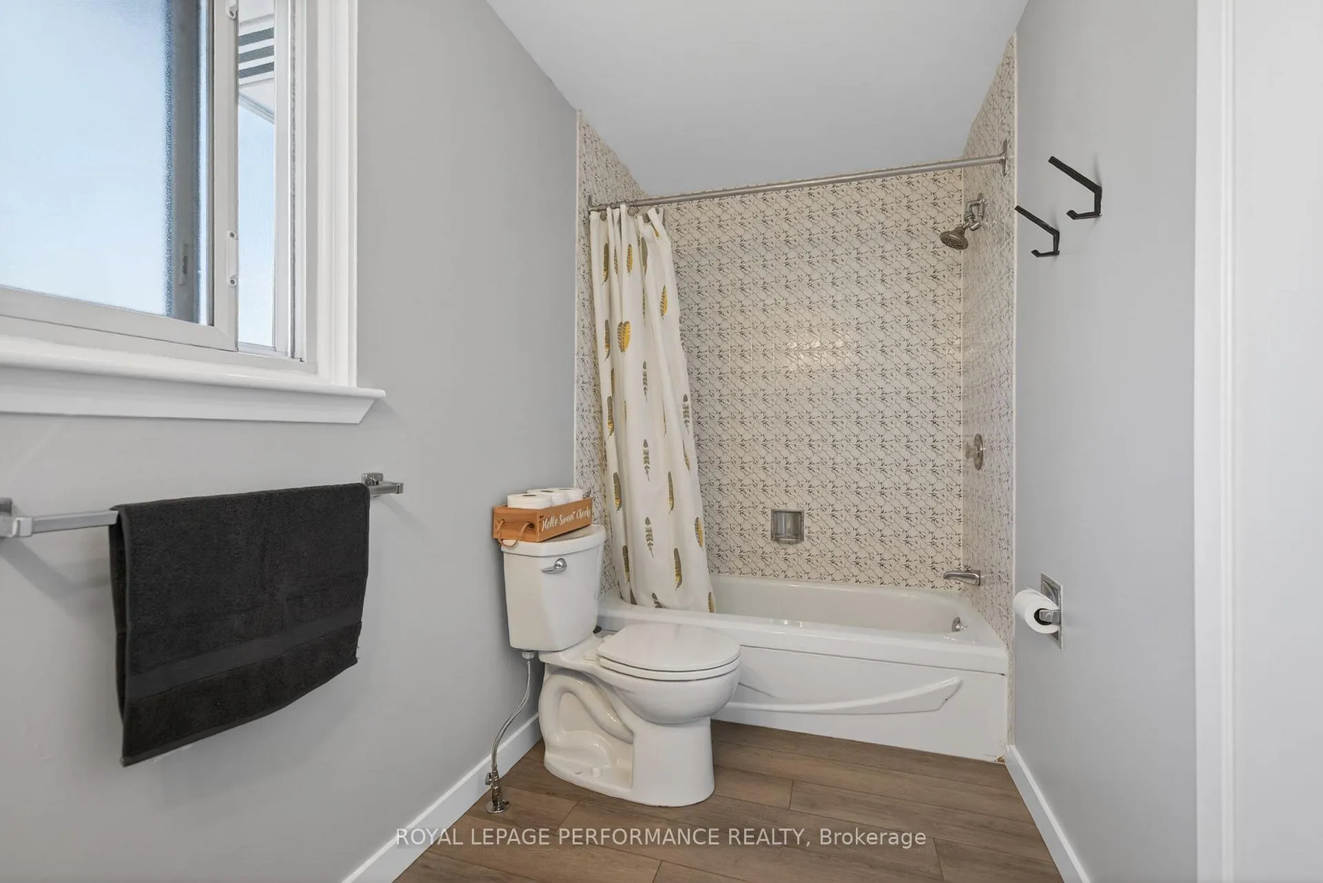 Photo 34 of 31 Northpark Drive, Ottawa, Blackburn Hamlet — HOMEH