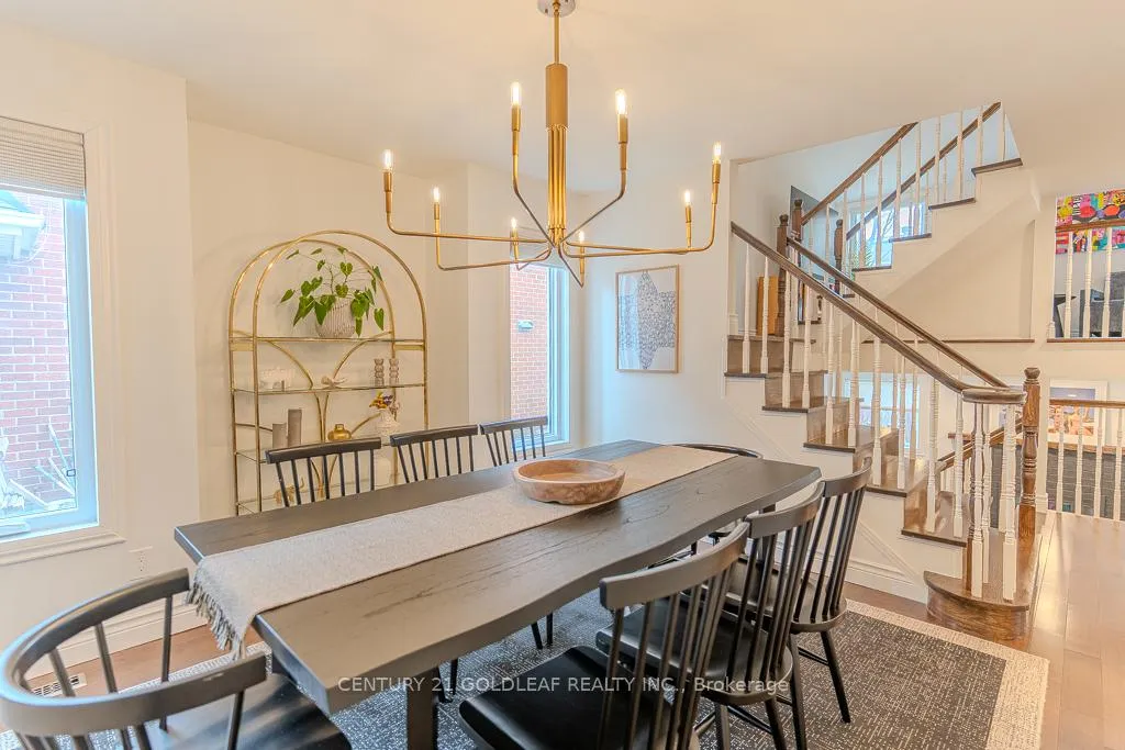 Photo 4 of 6 Pemberton Crescent, Ottawa, Manordale — HOMEH