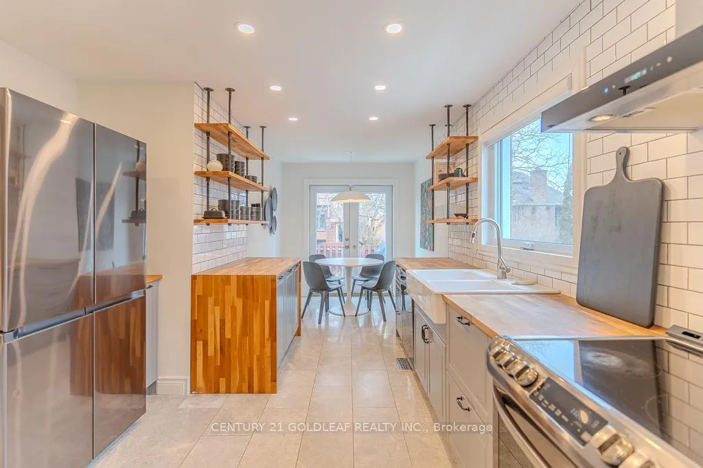 Photo 8 of 6 Pemberton Crescent, Ottawa, Manordale — HOMEH