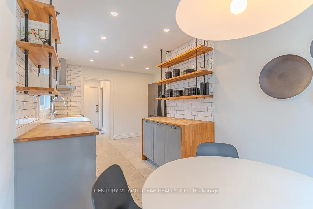 Photo 12 of 6 Pemberton Crescent, Ottawa, Manordale — HOMEH