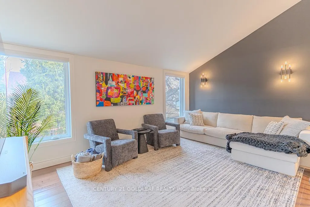 Photo 21 of 6 Pemberton Crescent, Ottawa, Manordale — HOMEH