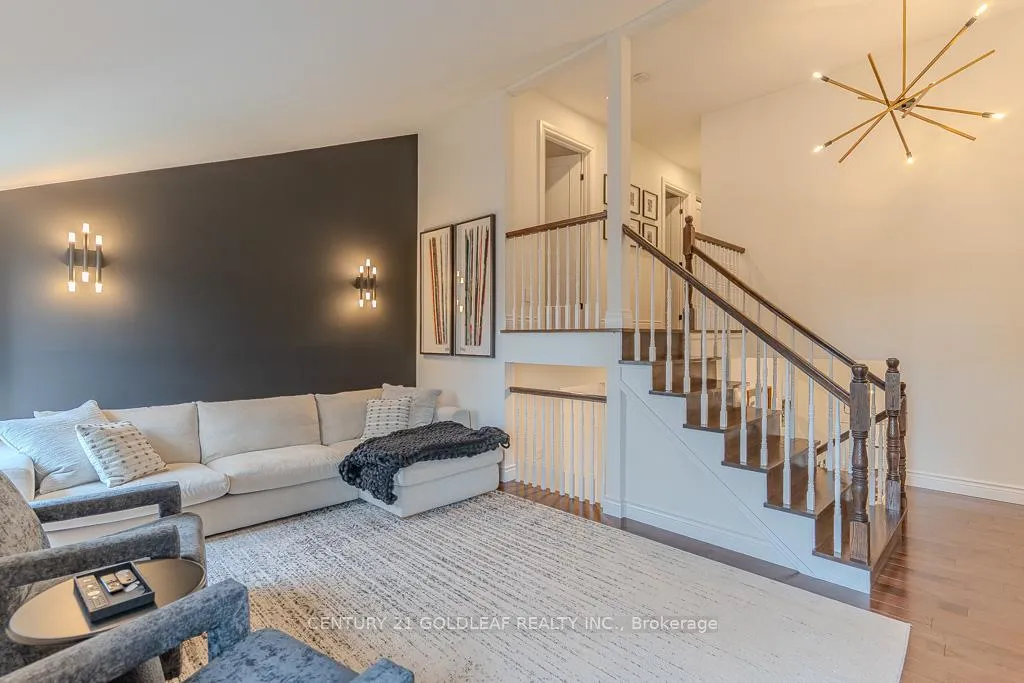 Photo 22 of 6 Pemberton Crescent, Ottawa, Manordale — HOMEH