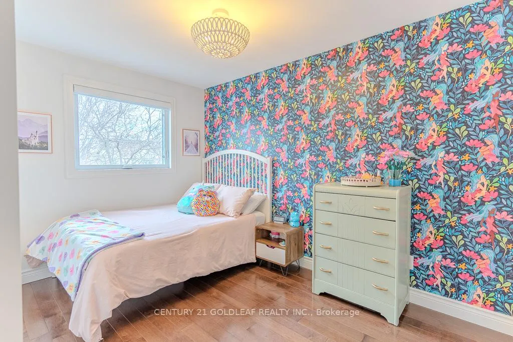 Photo 37 of 6 Pemberton Crescent, Ottawa, Manordale — HOMEH