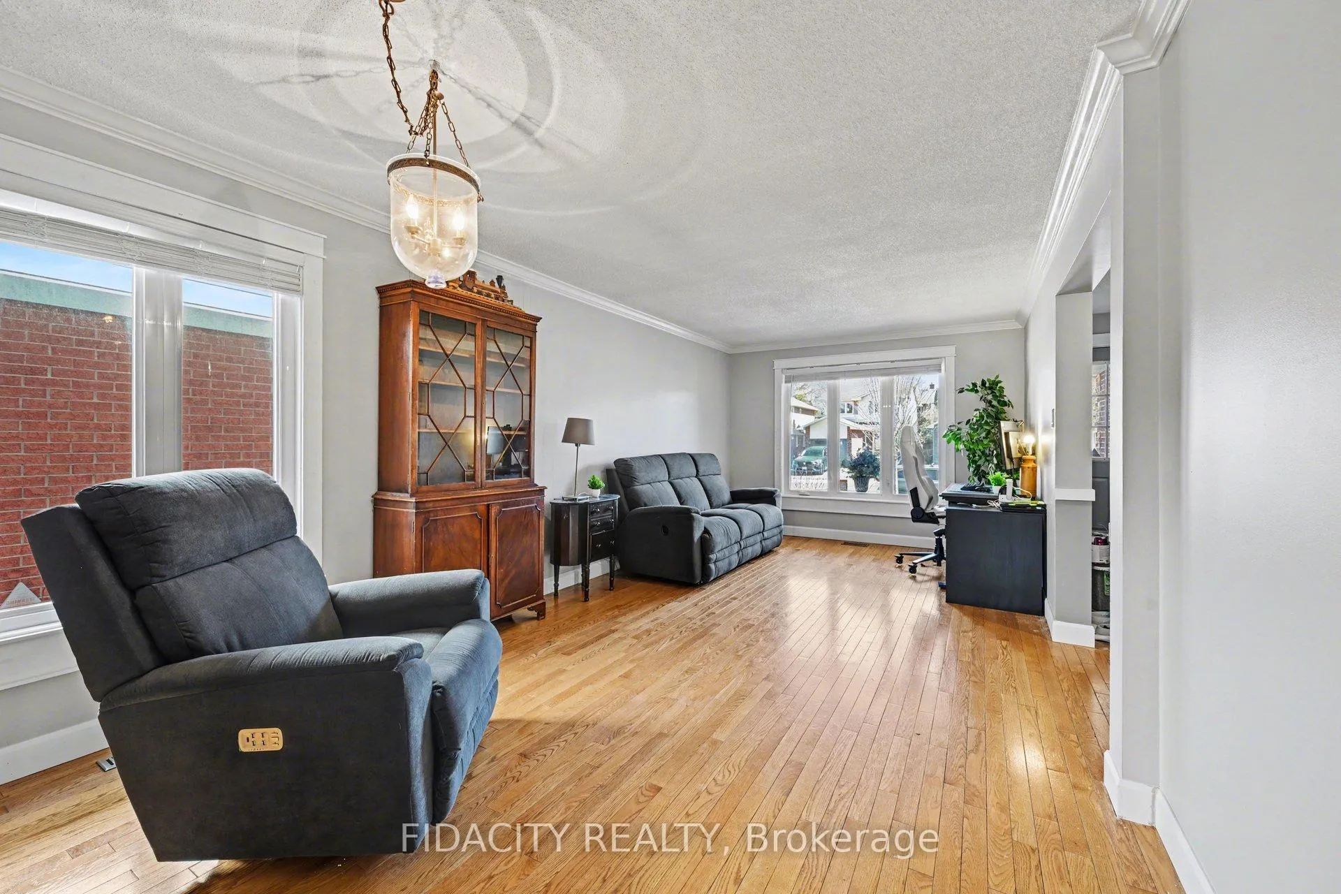 Photo 3 of 117 Beechfern Drive, Ottawa, Stittsville (Central) — HOMEH