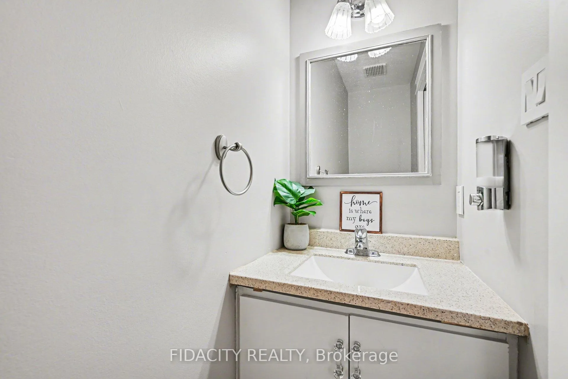 Photo 8 of 117 Beechfern Drive, Ottawa, Stittsville (Central) — HOMEH