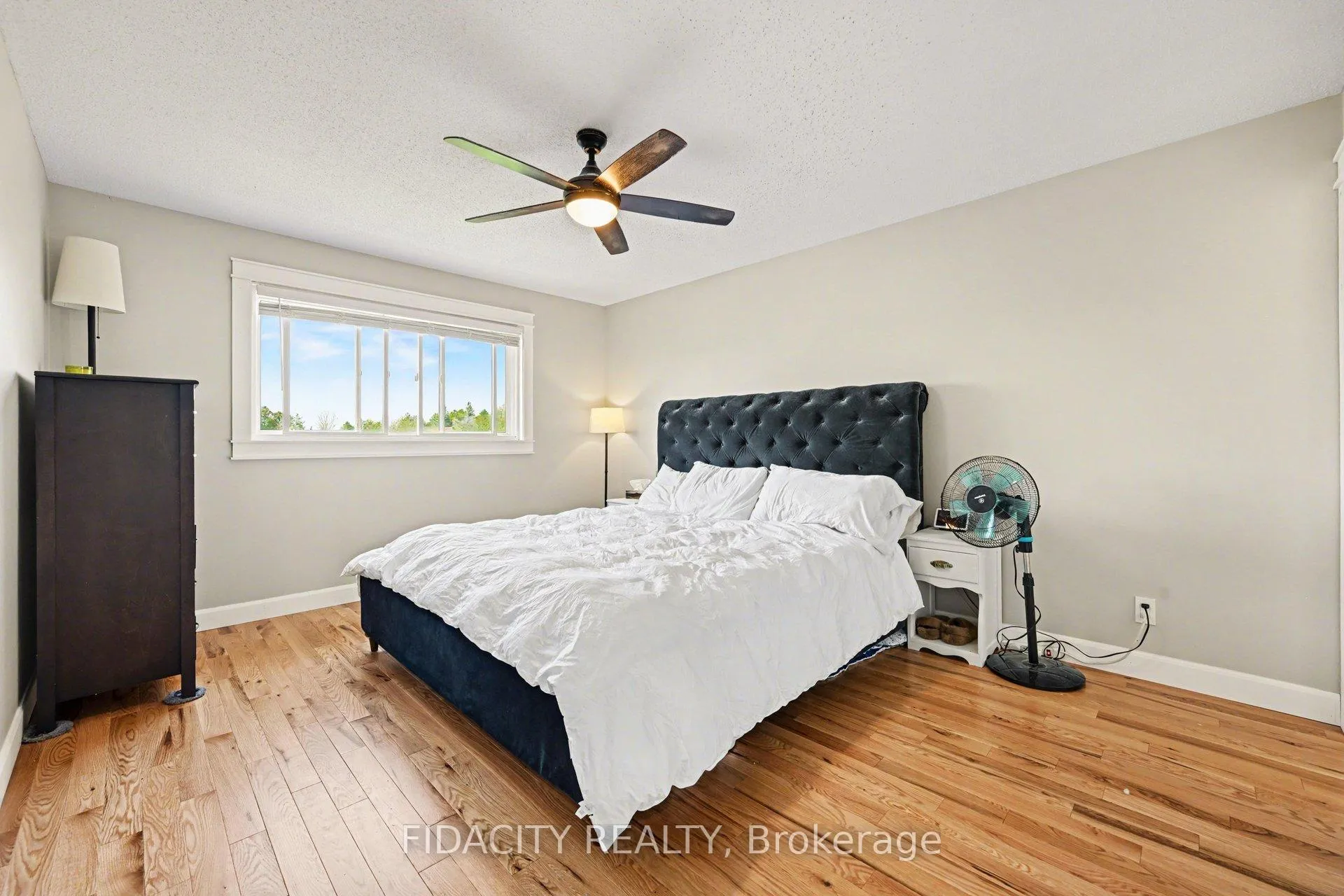 Photo 12 of 117 Beechfern Drive, Ottawa, Stittsville (Central) — HOMEH